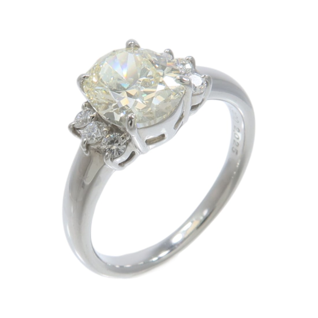 Pt900 Platinum Diamond Ring Size 7.5 6.5g (1 of 10)