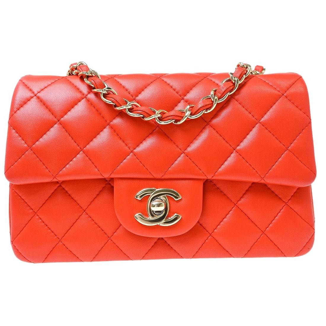 Chanel Classic Single Flap Orange Leather Handbag 20cm: Chanel Classic Single Flap Orange Leather Handbag 20cm Chanel Classic Single Flap in orange quilted lambskin leather. Made in France, this handbag has a structured silhouette and a good overall condit