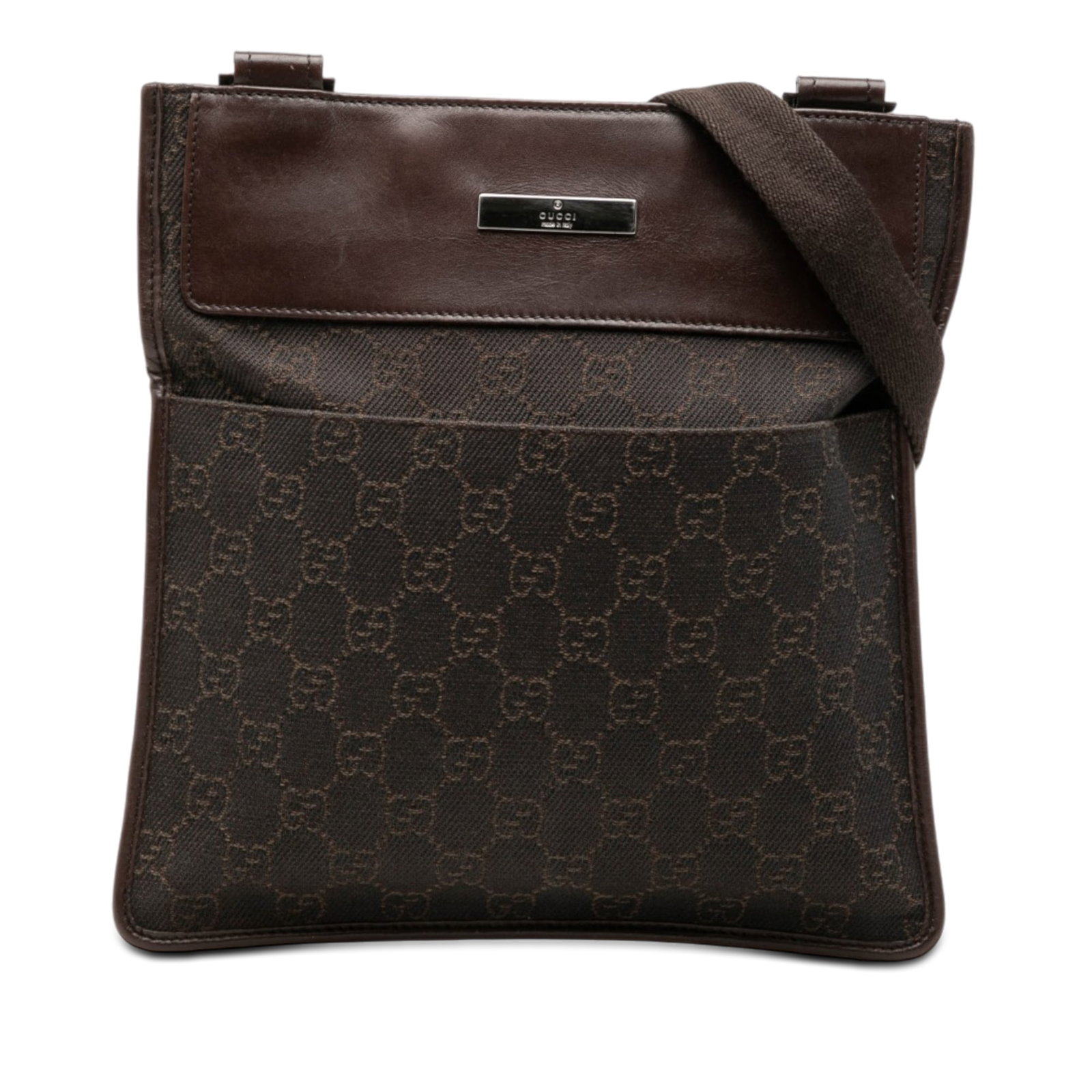 Gucci GG Denim Leather Trim Crossbody Bag Brown: Gucci GG Denim Leather Trim Crossbody Bag Brown Gucci GG Denim Crossbody bag crafted in fabric with leather trim. This crossbody style features an adjustable flat strap, an open top with touch fastene