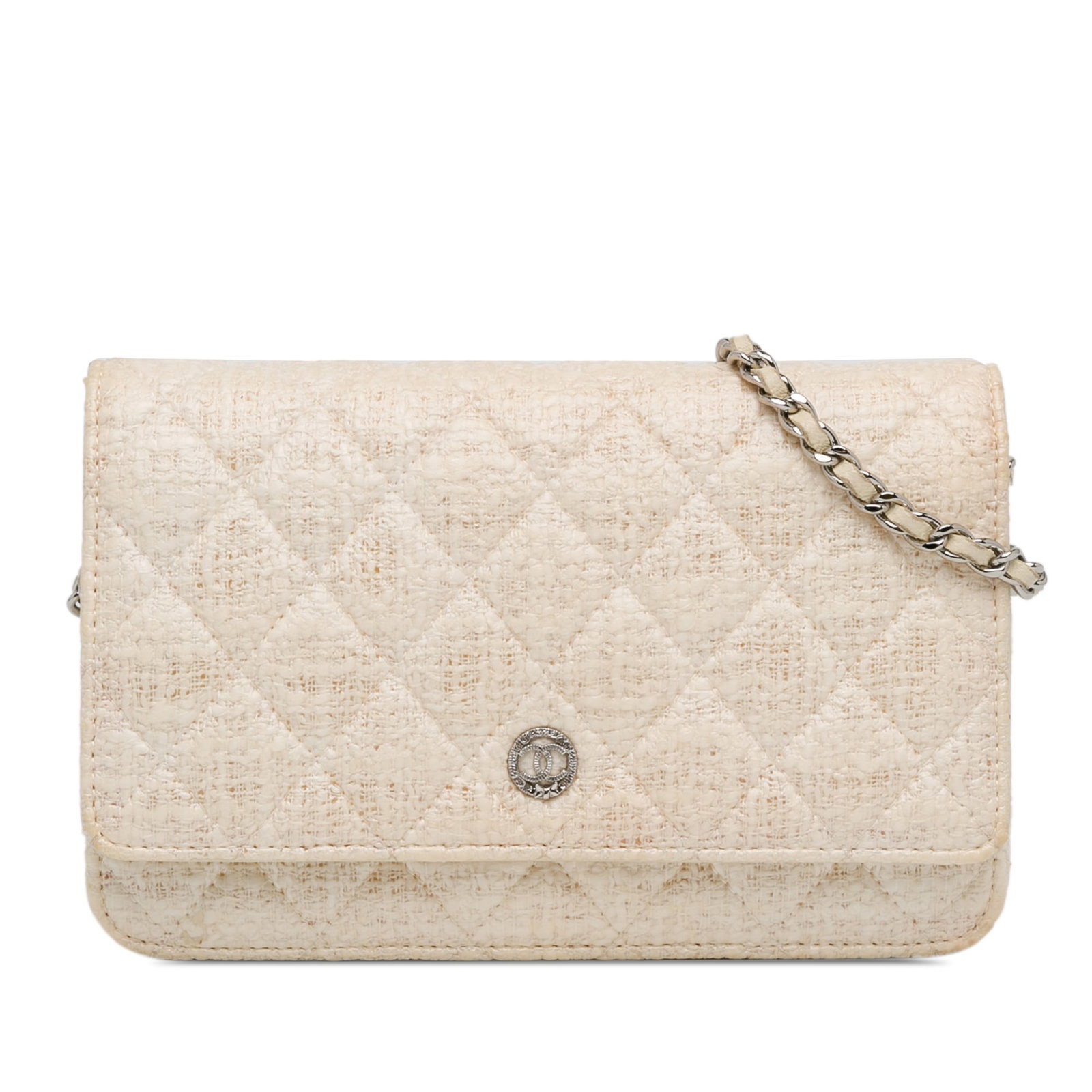 Chanel CC Coated Tweed Crossbody Bag Brown Fabric: Chanel CC Coated Tweed Crossbody Bag Brown Fabric This Chanel CC Coated Tweed Wallet On Chain is a stylish crossbody bag crafted from a coated tweed body, featuring a leather-woven chain strap for com
