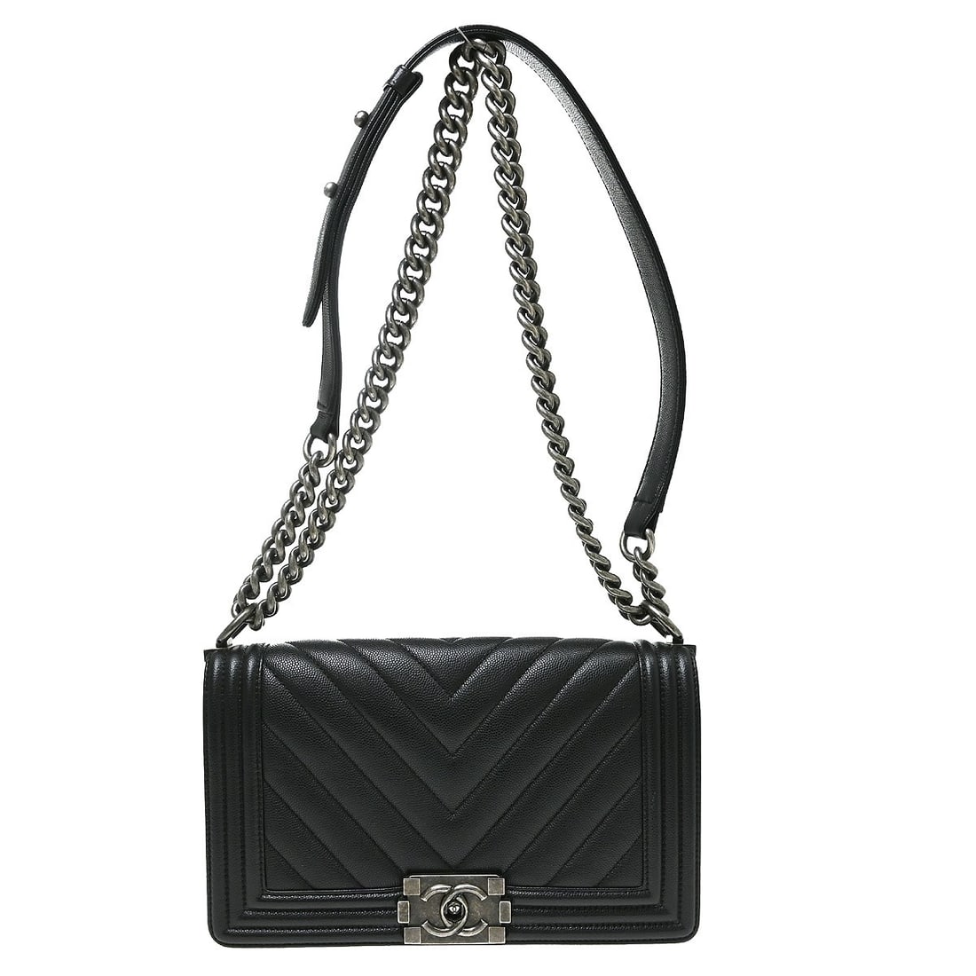 CHANEL Boy Medium Shoulder Bag Black Calfskin Chevron: CHANEL Boy Medium Shoulder Bag Black Calfskin Chevron Vintage Chanel Boy Chevron medium shoulder bag in black calfskin with a push-lock closure and silver-tone hardware. This women's shoulder bag feat