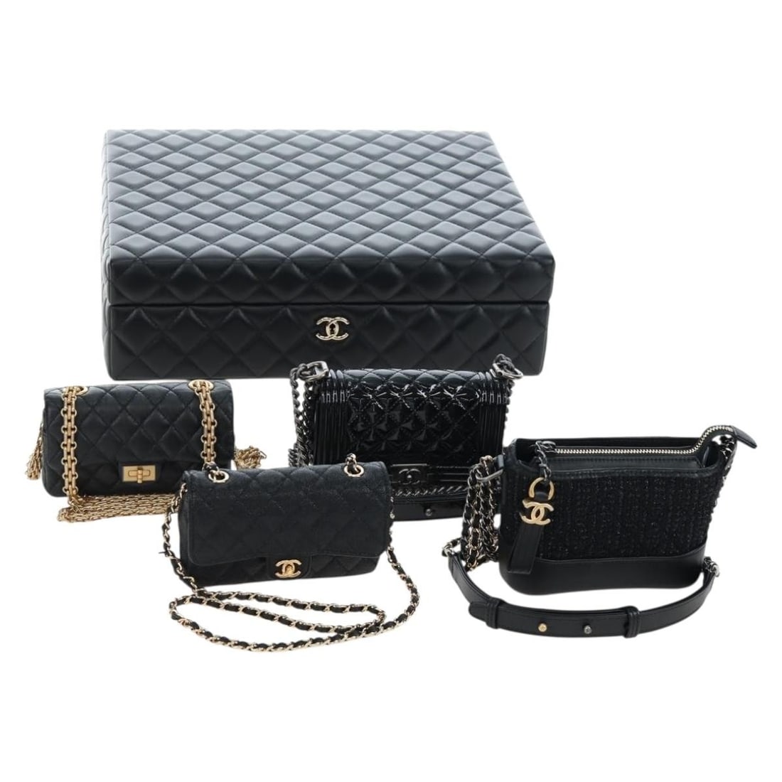 CHANEL Success Story Mini Matelasse Leather Shoulder Bag Black: CHANEL Success Story Mini Matelasse Leather Shoulder Bag Black CHANEL Mini Matelasse 12 Success Story chain shoulder bag in black leather. Made in France, this women's bag includes the item box. Condi