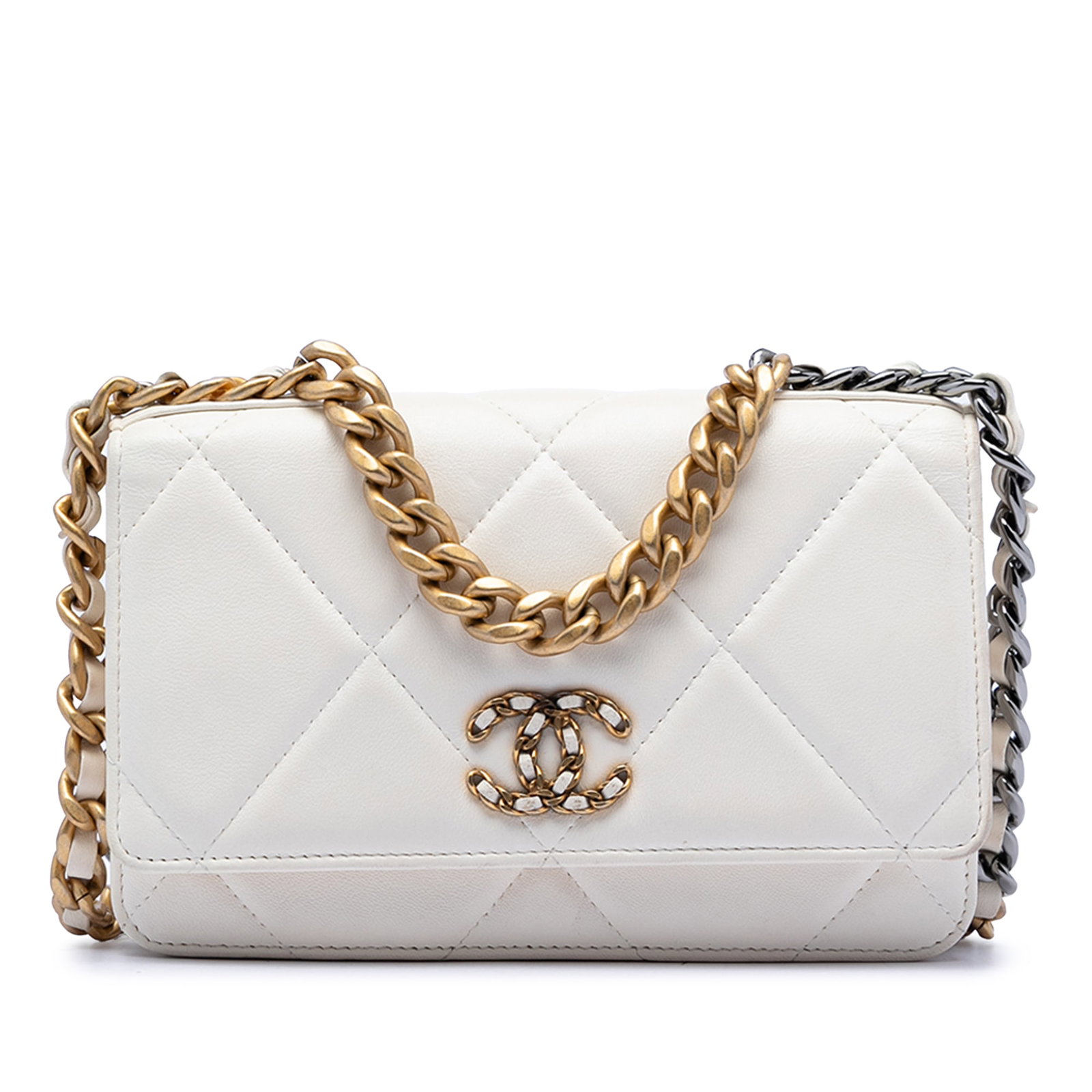 Chanel 19 white lambskin chain shoulder bag wallet: Chanel 19 white lambskin chain shoulder bag wallet This Chanel Quilted Lambskin 19 Wallet on Chain showcases a luxurious quilted lambskin leather body in white. It features a chain-link handle, a