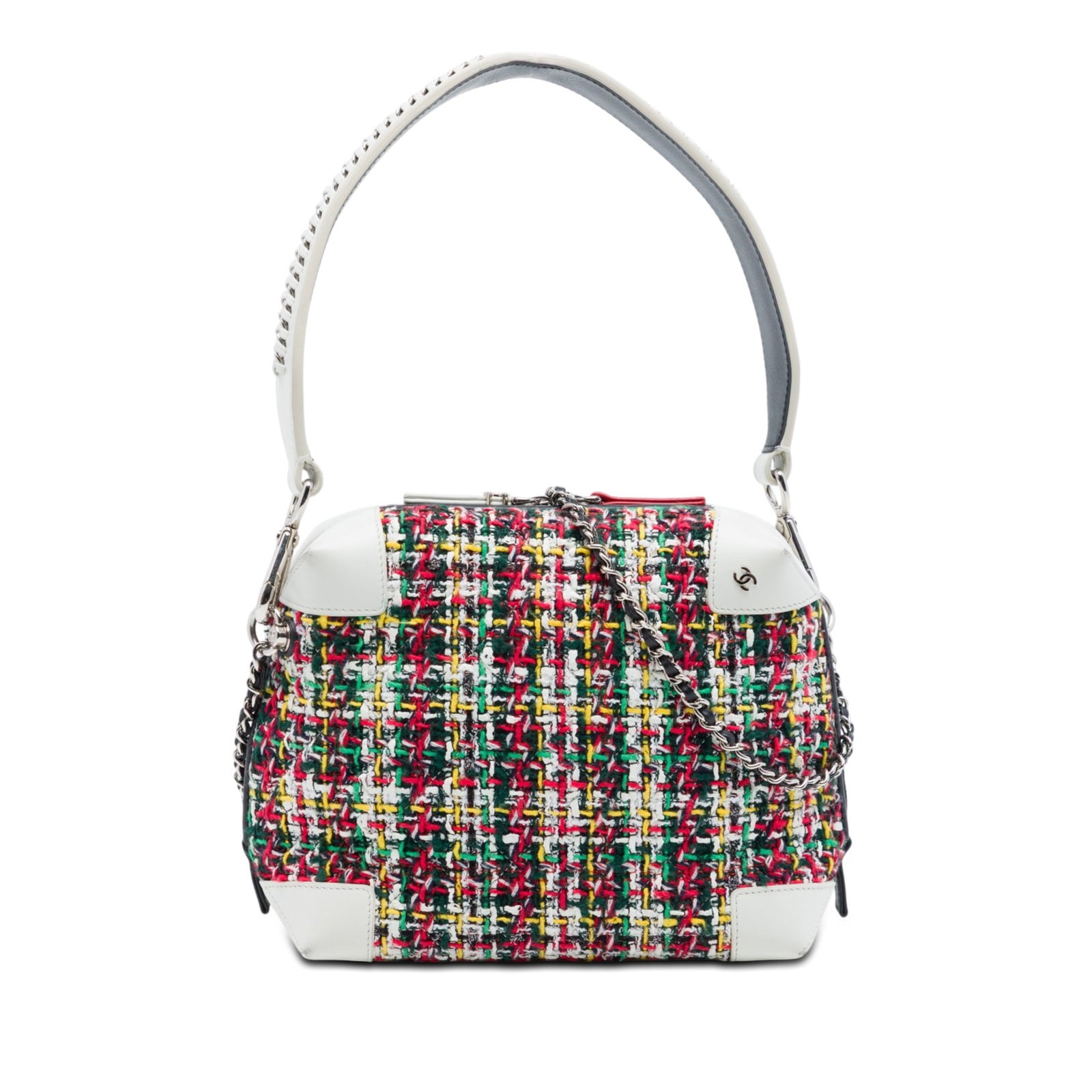 Chanel Tweed Street Allure Camera Satchel Red Fabric: Chanel Tweed Street Allure Camera Satchel Red Fabric A Chanel Tweed Street Allure Camera Bag crafted with a tweed body and leather trim. This satchel features a detachable leather handle, a leather-wo