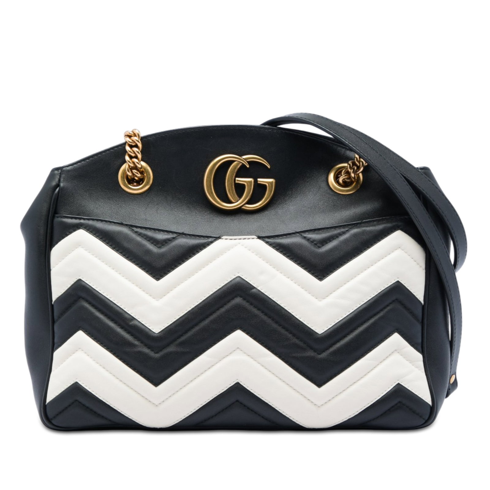 Black leather shoulder bag Gucci GG Marmont medium chain strap: Black leather shoulder bag Gucci GG Marmont medium chain strap A Gucci Medium GG Marmont shoulder bag crafted in black matelasse leather. This bag features a quilted leather body, curb chain and leath