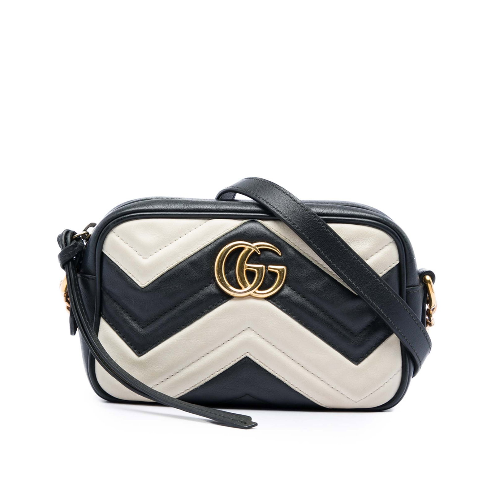 Gucci GG Marmont Mini Leather Crossbody Bag Black: Gucci GG Marmont Mini Leather Crossbody Bag Black A compact Gucci Mini GG Marmont Matelasse Leather Crossbody in black quilted leather. This crossbody features a chain link and flat leather shoulder s