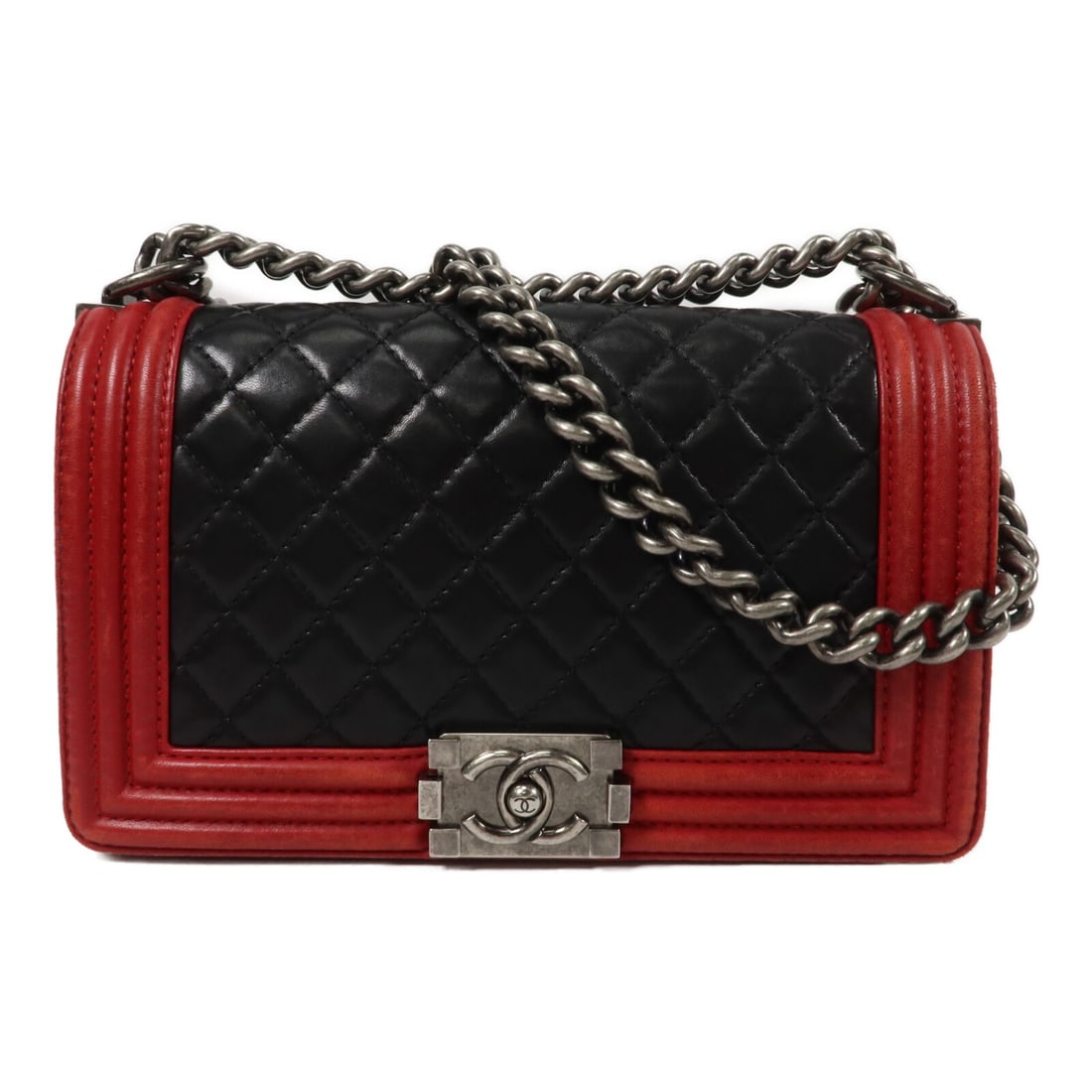 CHANEL Boy 25 CC Lambskin Shoulder Bag Black Red: CHANEL Boy 25 CC Lambskin Shoulder Bag Black Red CHANEL Boy 25 chain shoulder bag in black and red lambskin leather. This women's shoulder bag is made in France and features a flap design with one ope