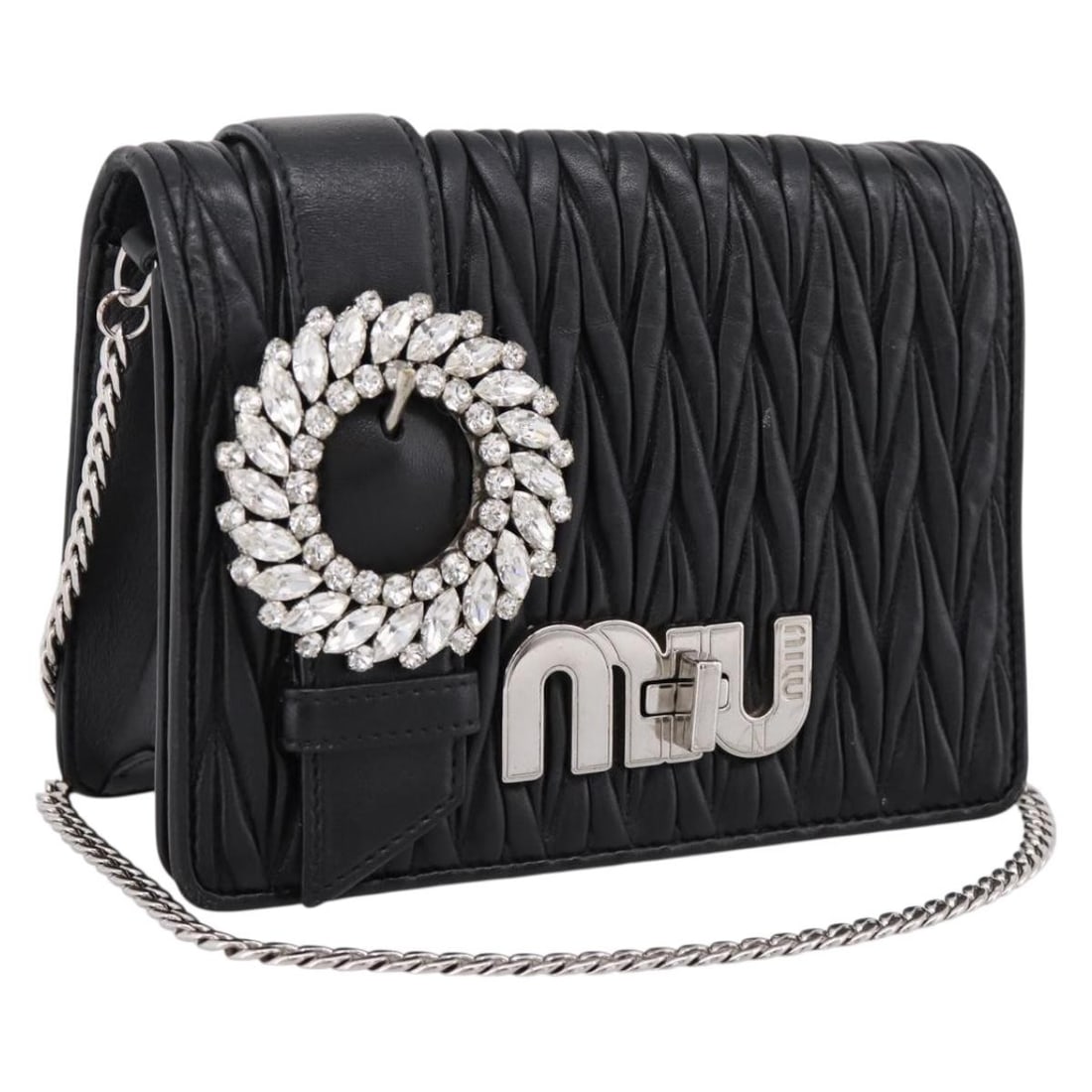 Miu Miu leather shoulder bag in black with silver chain: Miu Miu leather shoulder bag in black with silver chain Miu Miu matelasse shoulder bag in black leather with silver-tone accents. This women's shoulder bag is made in Italy and has a customized repain