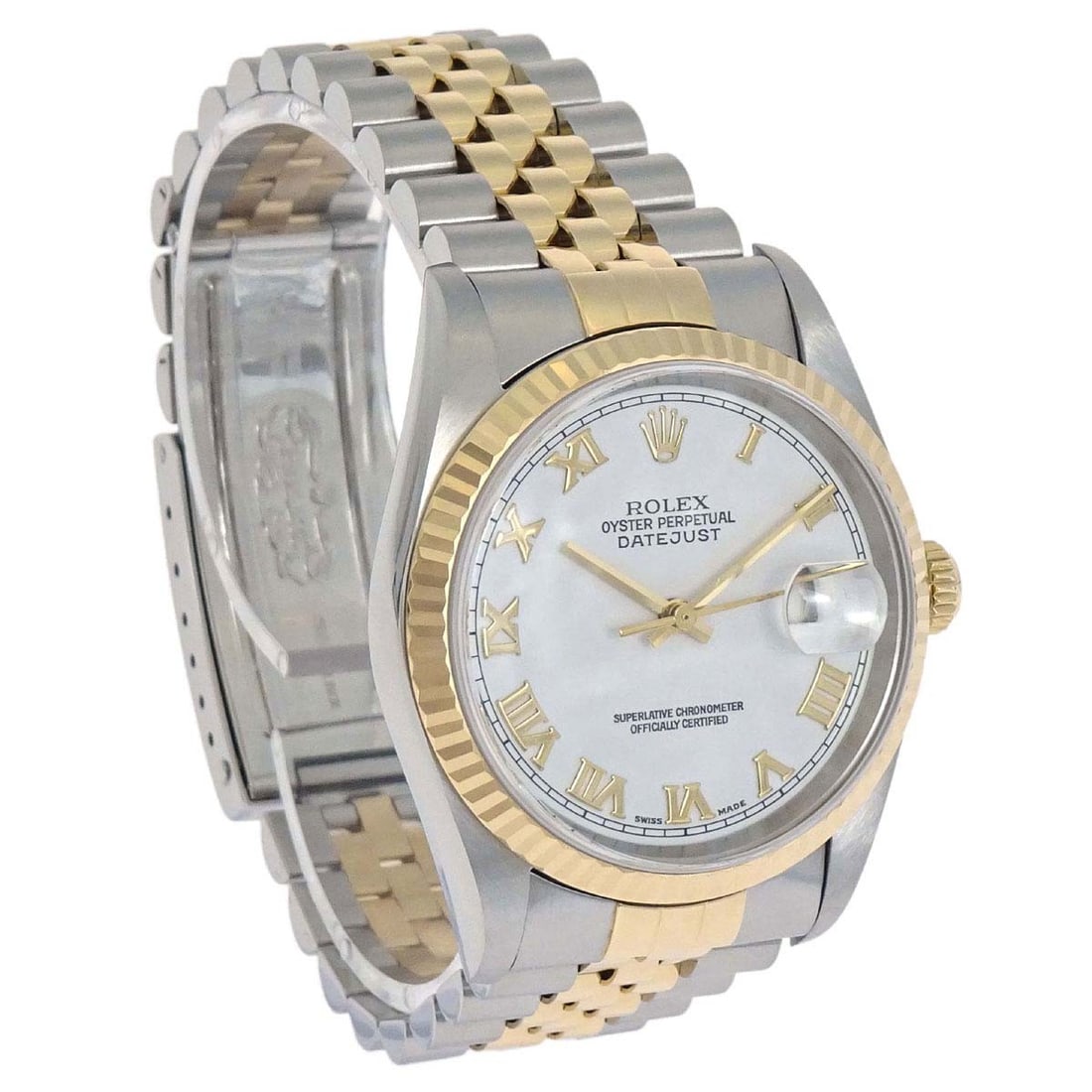 Rolex Datejust 16233 36mm automatic wristwatch in steel and 18K gold: Rolex Datejust 16233 36mm automatic wristwatch in steel and 18K gold Rolex Datejust wristwatch with a classic two-tone stainless steel and 18K yellow gold design. This self-winding men's watch feature