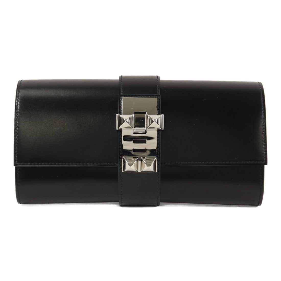 Hermes Medor 23 Box Calf Leather Shoulder Bag Noir PHW: Hermes Medor 23 Box Calf Leather Shoulder Bag Noir PHW Hermes Medor 23 second bag in noir box calf leather with palladium-tone hardware. This women's bag is made in France and comes with a storage box