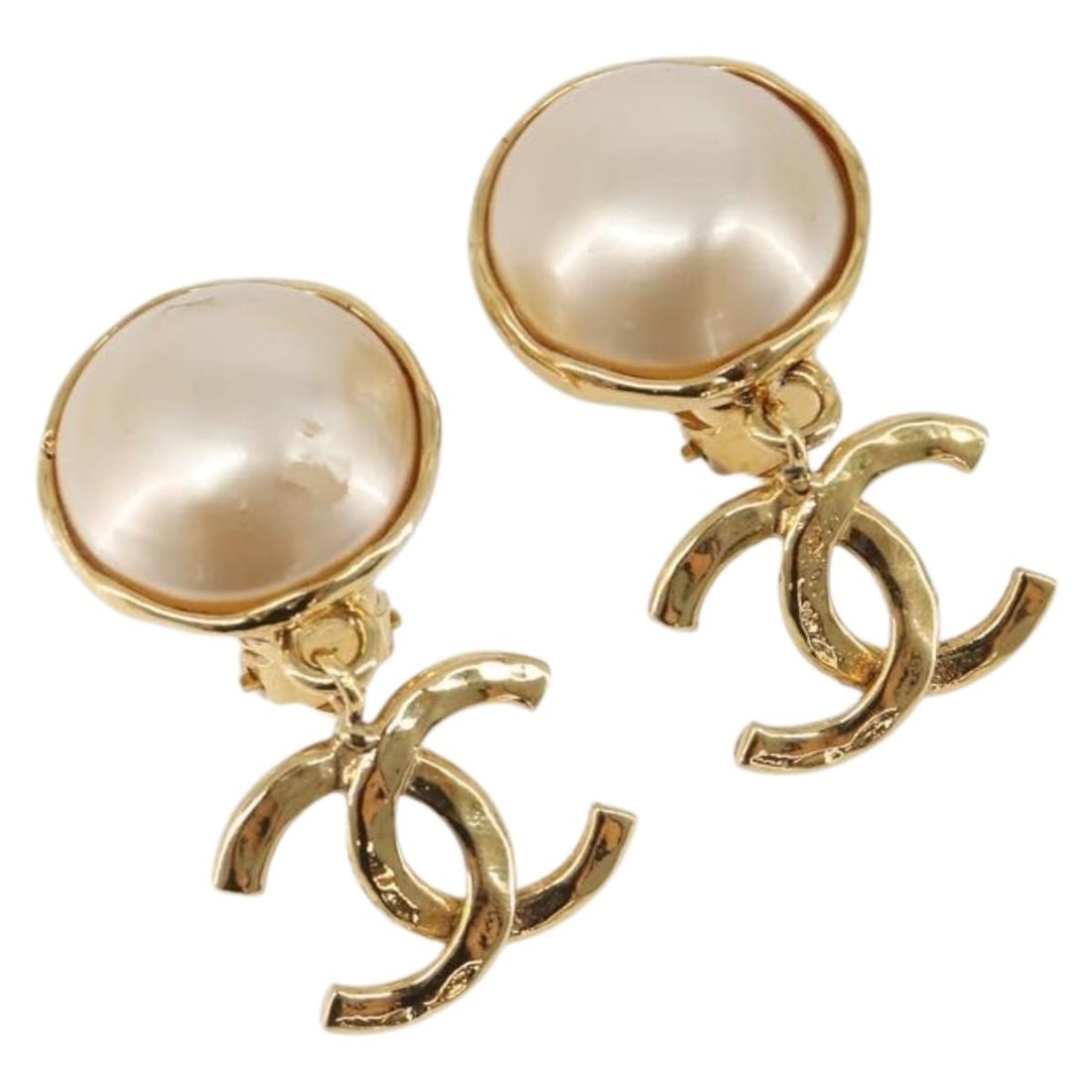 CHANEL CC Gold Tone Metal Earring France 93 A: CHANEL CC Gold Tone Metal Earring France 93 A Chanel CC earrings in gold-tone metal, made in France. This women's pair shows visible wear from use, including rubbing, scratches, slight staining, and a