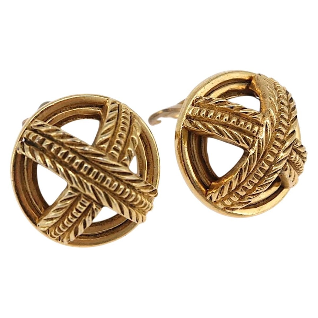 CHANEL CC Gold Tone Metal Earring France 20mm: CHANEL CC Gold Tone Metal Earring France 20mm CHANEL CC earrings in gold-tone metal, made in France. This women's pair shows visible wear from use, including surface rubbing and scratches, and has a m