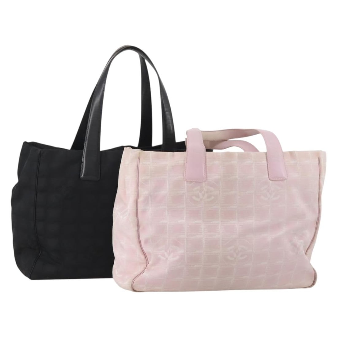 CHANEL black pink nylon tote bag 2-piece set CC: CHANEL black pink nylon tote bag 2-piece set CC CHANEL New Travel Line tote bag 2-piece set in black and pink nylon. This women's tote bag set includes only the items shown in the photos; item box and