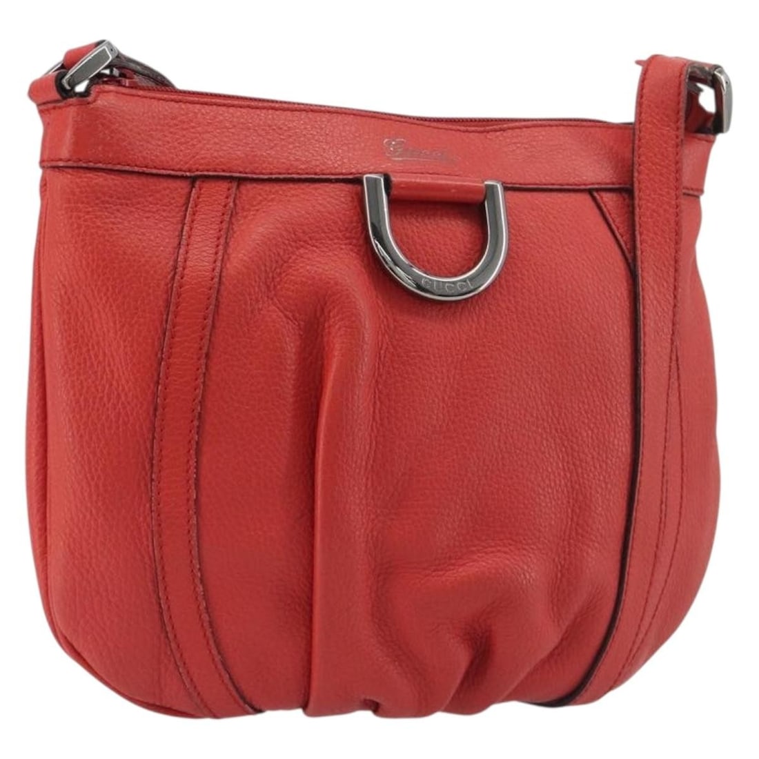 Gucci 265691 Abbey Red Leather Shoulder Bag Silver Tone: Gucci 265691 Abbey Red Leather Shoulder Bag Silver Tone Authentic Gucci Abbey shoulder bag in red leather with silver-tone accents. This women's shoulder bag is made in Italy and features a slim profi