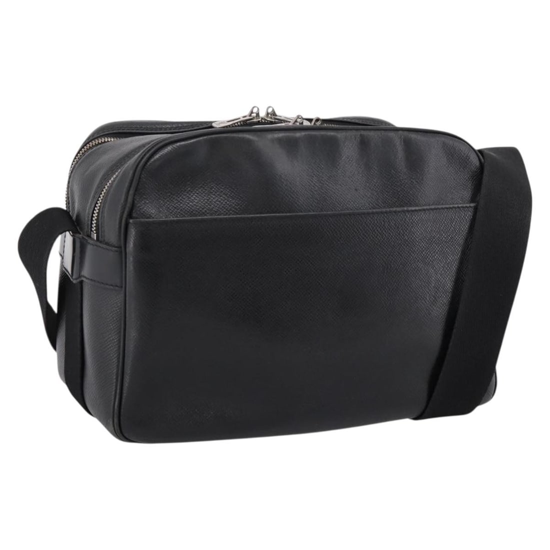 Louis Vuitton M30152 Reporter PM Taiga Leather Shoulder Bag Ardoise: Louis Vuitton M30152 Reporter PM Taiga Leather Shoulder Bag Ardoise Louis Vuitton Reporter PM shoulder bag in Ardoise Taiga leather. Made in France, this shoulder bag features an adjustable shoulder s