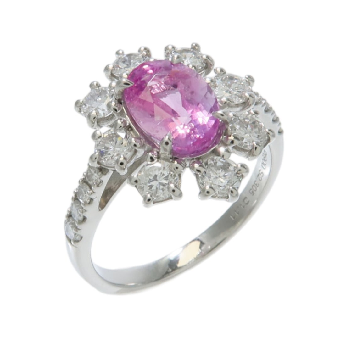 Pt900 Platinum Ring Pink Sapphire Diamond US 7.25: Pt900 Platinum Ring Pink Sapphire Diamond US 7.25 Women's Pt900 platinum ring featuring a pink sapphire and diamond design in pink and clear tones. This piece has a very good AB condition rating and i