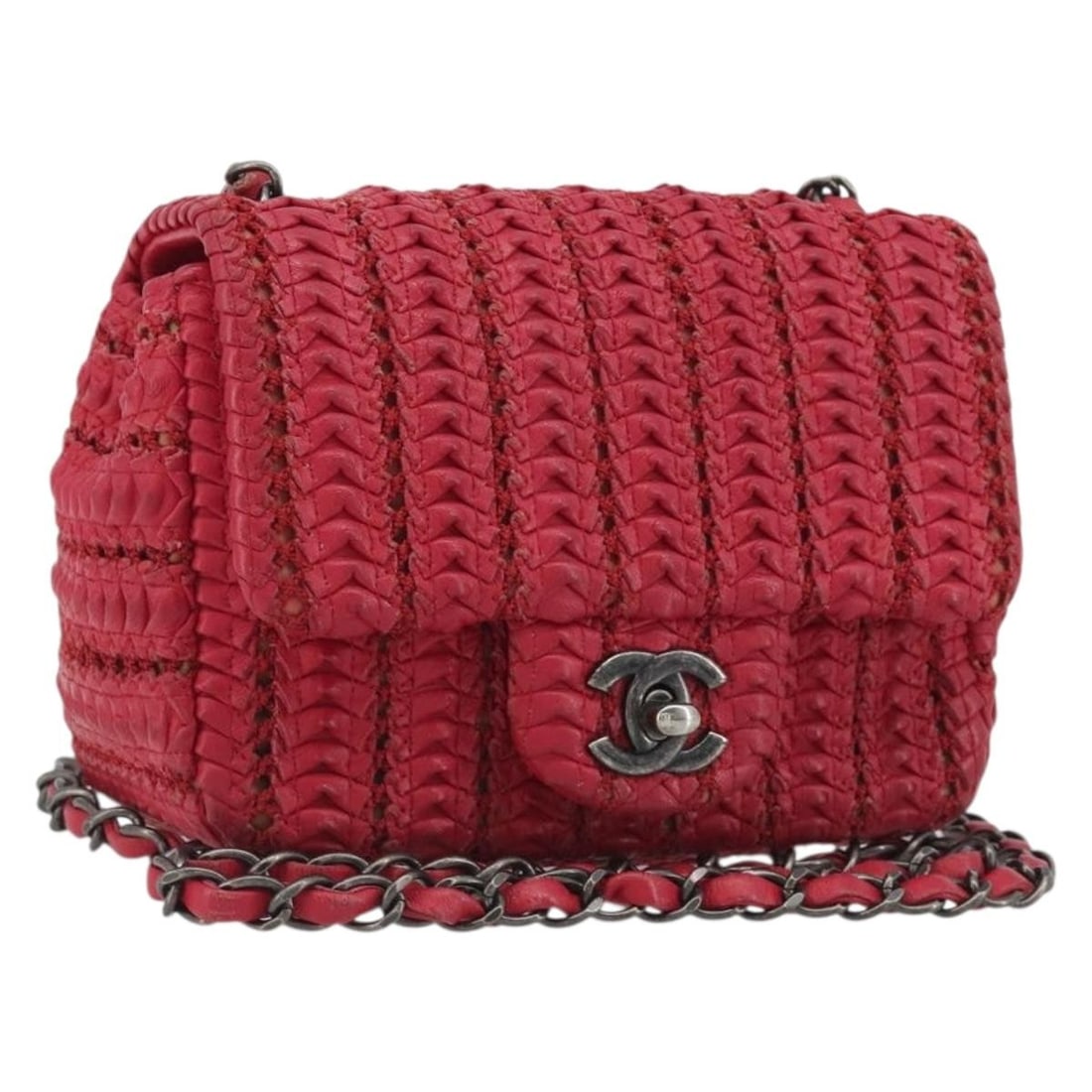 CHANEL Cloche Shoulder Bag Red Lamb Skin Chain Flap Turn Lock: CHANEL Cloche Shoulder Bag Red Lamb Skin Chain Flap Turn Lock Compact Chanel cloche turn lock chain flap shoulder bag in red lamb skin with silver-tone CC hardware. Made in Italy, this women's bag inc