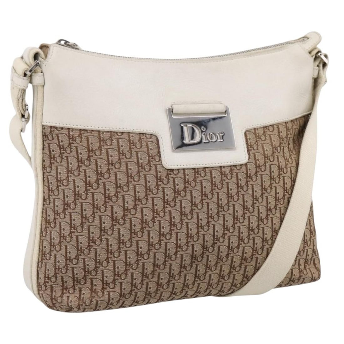 Christian Dior beige silver Trotter canvas shoulder bag: Christian Dior beige silver Trotter canvas shoulder bag Christian Dior shoulder bag in beige and silver Trotter canvas, made in Italy. This women's bag includes the item shown only; item box and dust 