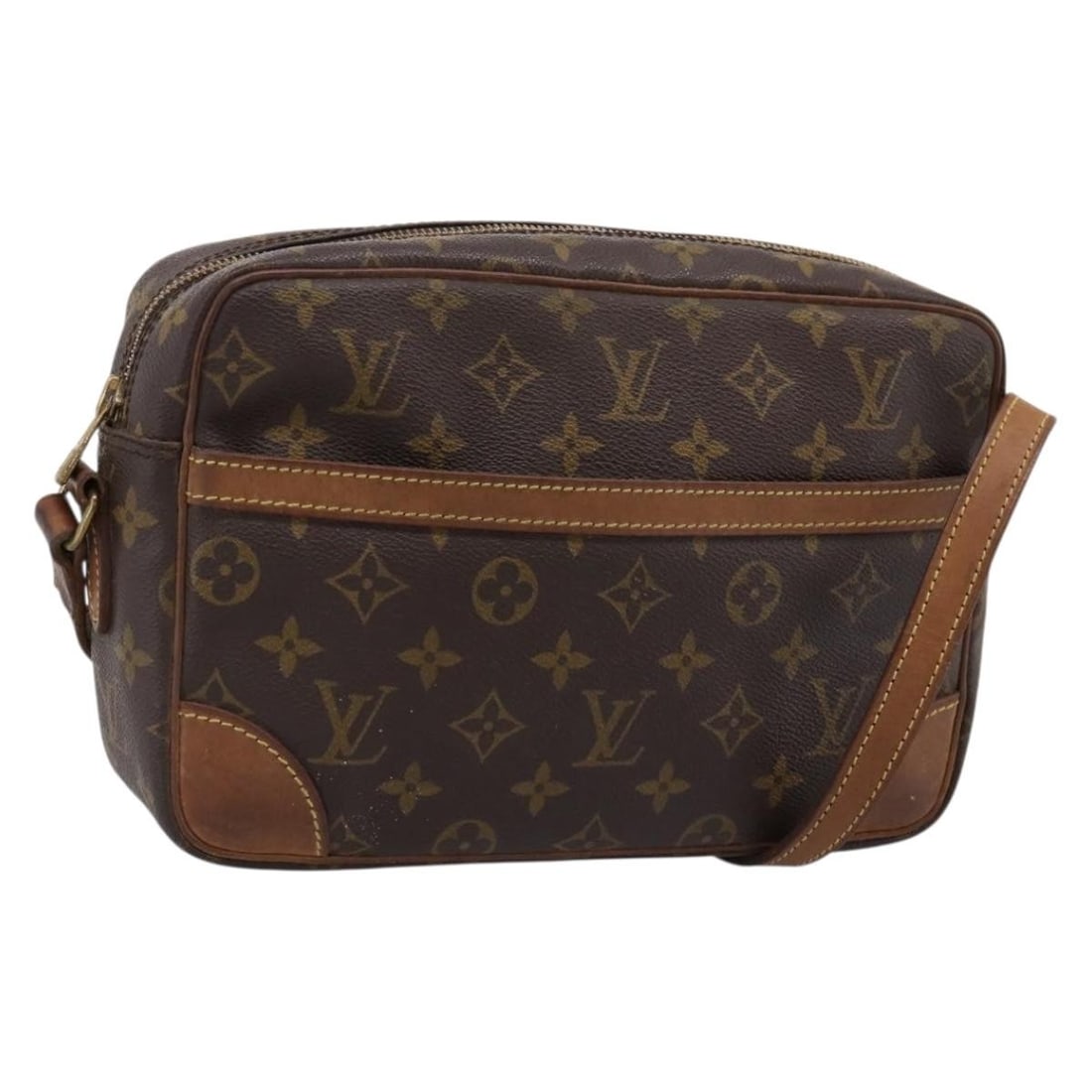 Louis Vuitton M51274 Trocadero 27 Monogram Canvas Shoulder Bag: Louis Vuitton M51274 Trocadero 27 Monogram Canvas Shoulder Bag Louis Vuitton Monogram Trocadero 27 shoulder bag in Monogram canvas, made in France. This women's bag features an adjustable shoulder str