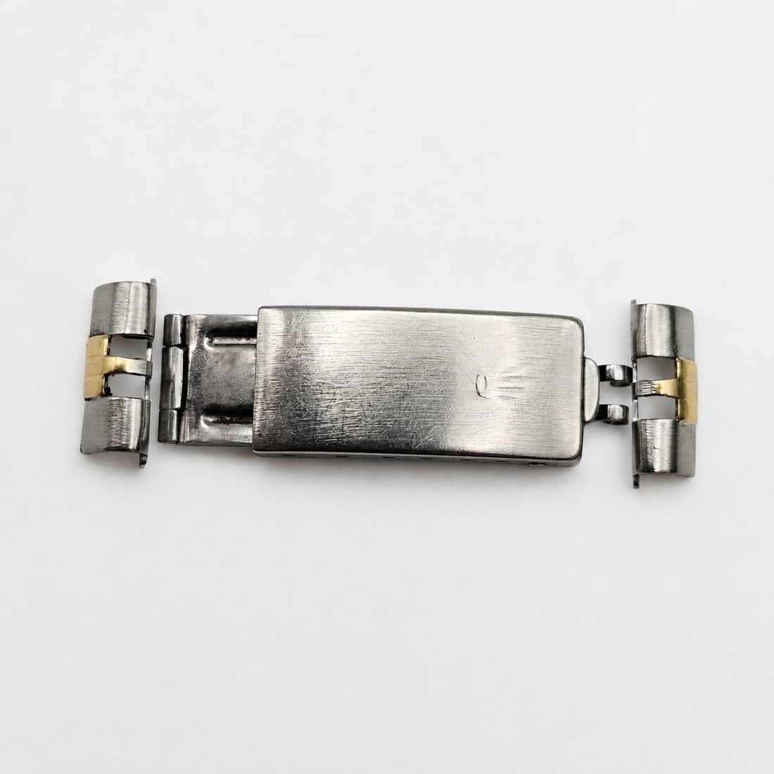 Rolex 62523D-18 Oyster clasp with pair of 458B end links: Rolex 62523D-18 Oyster clasp with pair of 458B end links Authentic Rolex Oyster clasp reference 62523D-18 offered with a matching pair of original 458B end links. This genuine replacement or restorati
