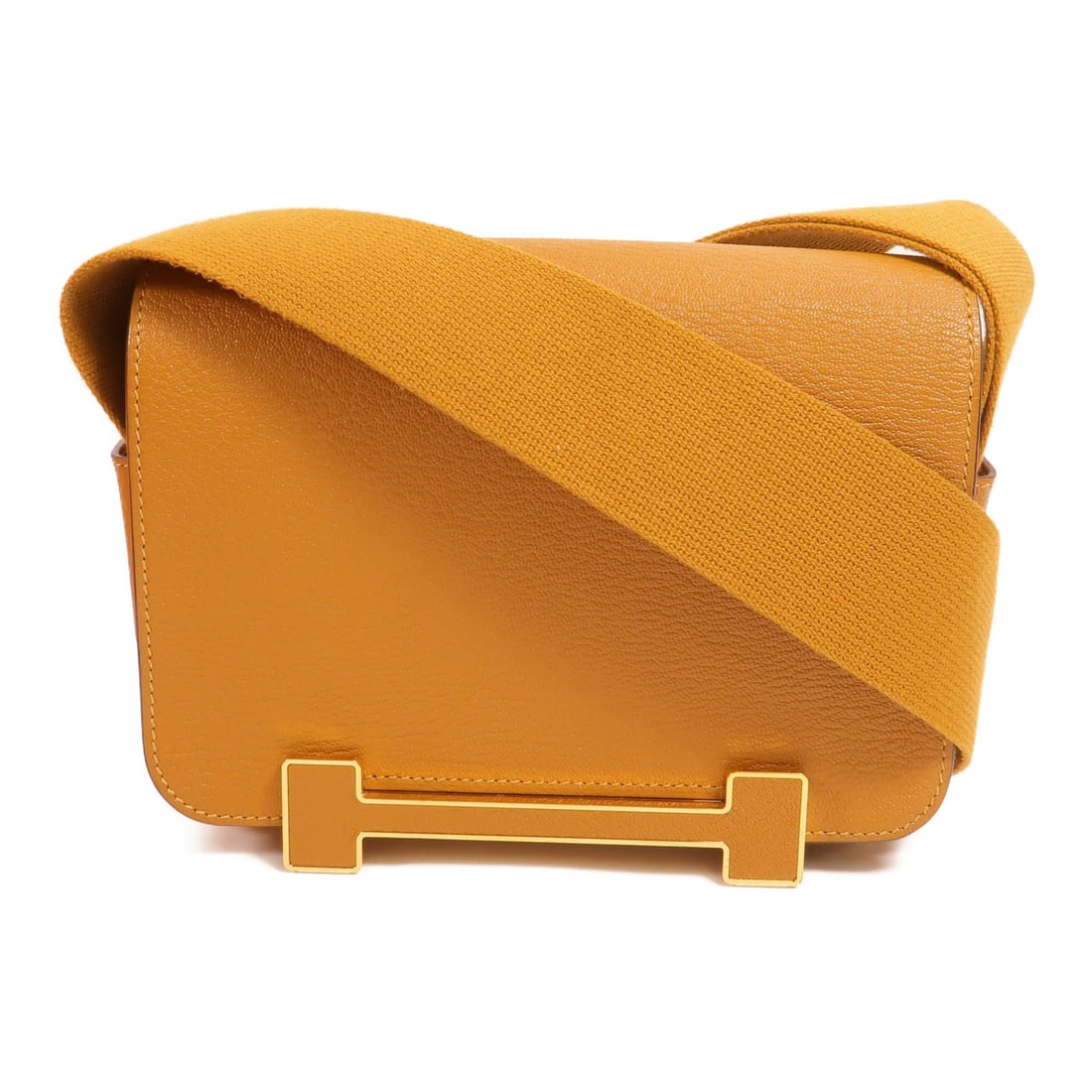 Hermes Geta Chevre Goatskin Shoulder Bag Caramel Brown: Hermes Geta Chevre Goatskin Shoulder Bag Caramel Brown Hermes Geta shoulder bag in caramel Chevre goatskin leather with brown accents and GHW. Made in France, this women's shoulder bag features a flap