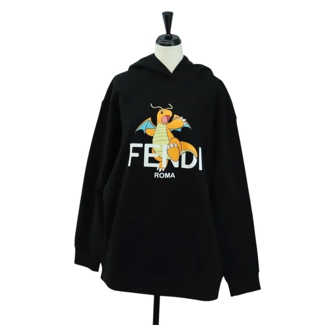 FENDI FRGMT x POKEMON Kairyu Cotton Hoodie XS Black: FENDI FRGMT x POKEMON Kairyu Cotton Hoodie XS Black FENDI x FRGMT x POKEMON Kairyu hoodie in black cotton. This women's XS piece is made in Italy and comes with a dust bag. The item is in pristine con