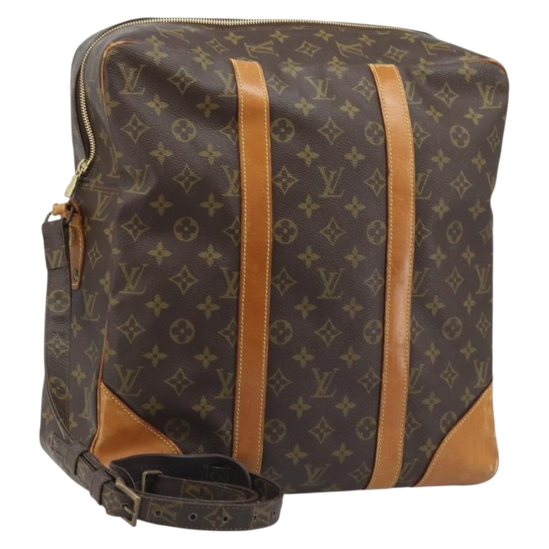 Louis Vuitton M45222 Grand Marceau Monogram Canvas Shoulder Bag: Louis Vuitton M45222 Grand Marceau Monogram Canvas Shoulder Bag Louis Vuitton Grand Marceau shoulder bag in Monogram canvas. This women's bag is made in France and includes the item only; box and dust