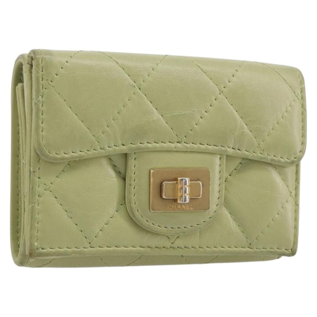 CHANEL 2.55 Matelasse Lamb Skin Wallet Green Gold CC: CHANEL 2.55 Matelasse Lamb Skin Wallet Green Gold CC Chanel Matelasse 2.55 wallet in green lamb skin with gold-tone CC detailing. Made in Italy, this women's wallet includes the dust bag, item box, an