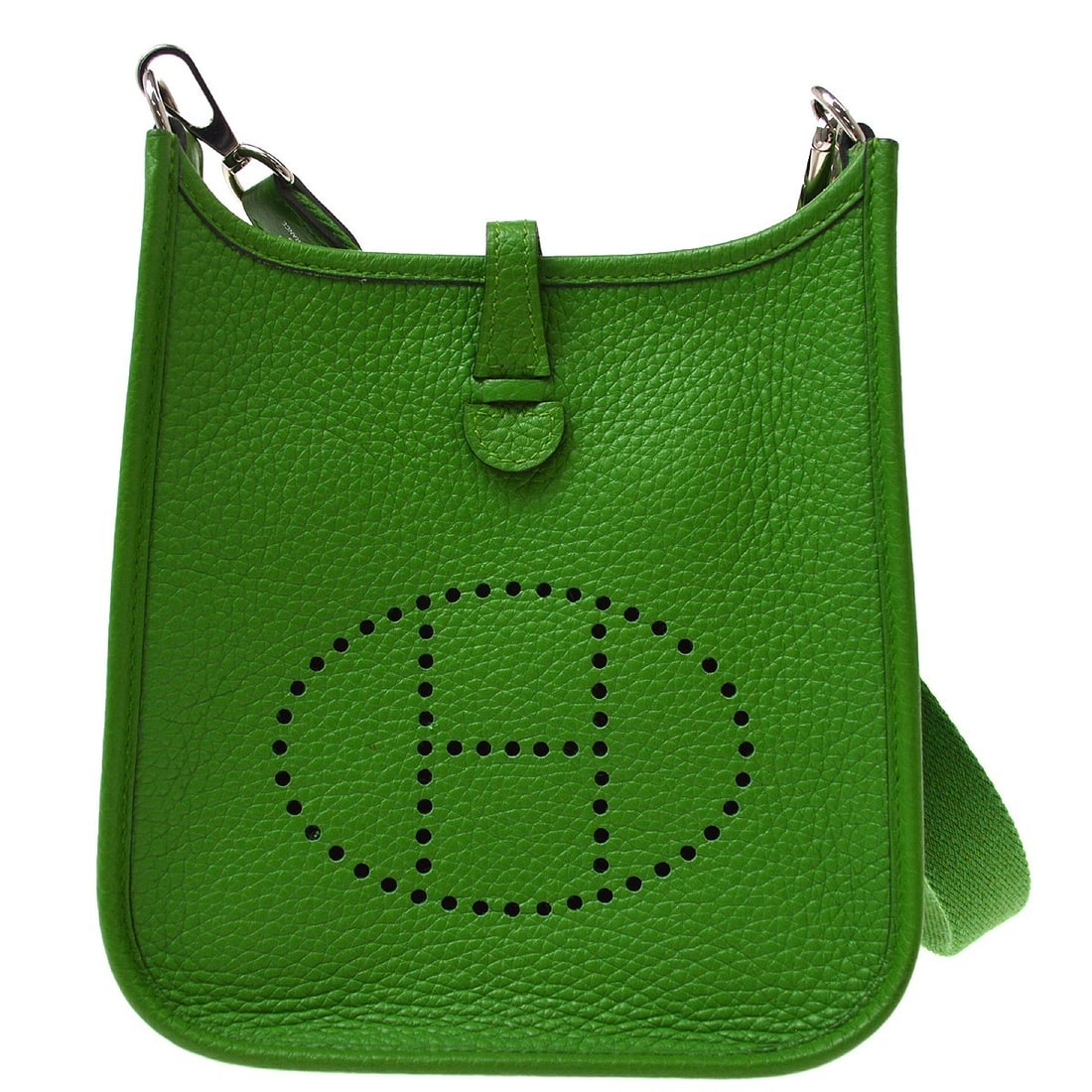 Hermes Evelyne Green Leather Shoulder Bag 17cm: Hermes Evelyne Green Leather Shoulder Bag 17cm Hermes Evelyne bag crafted in green leather. This unisex piece is made in France and remains in very good overall condition, with a good-condition interi