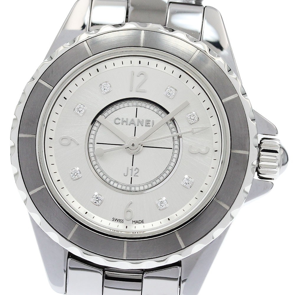 CHANEL J12 Chromatic H3401 Ladies Quartz Watch 8P Diamond: CHANEL J12 Chromatic H3401 Ladies Quartz Watch 8P Diamond CHANEL J12 Chromatic women's quartz wristwatch with an 8P diamond dial. This wristwatch features a silver dial and a titanium/ceramic case and