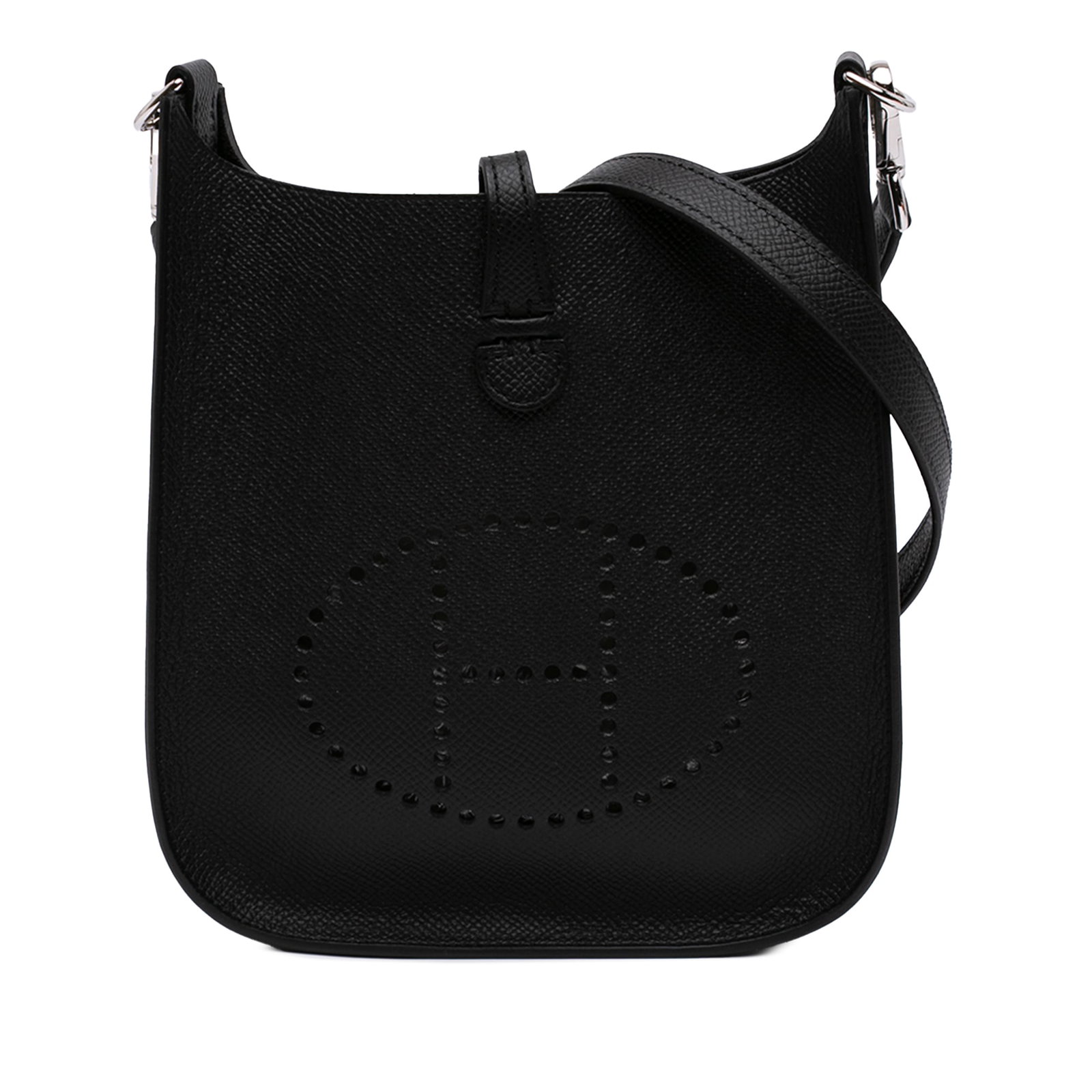 Hermes Evelyne I 16 Amazone Epsom leather shoulder bag: Hermes Evelyne I 16 Amazone Epsom leather shoulder bag Hermes Evelyne I 16 Amazone shoulder bag crafted in Noir Epsom leather. This bag features a detachable flat leather strap and an open top with a 