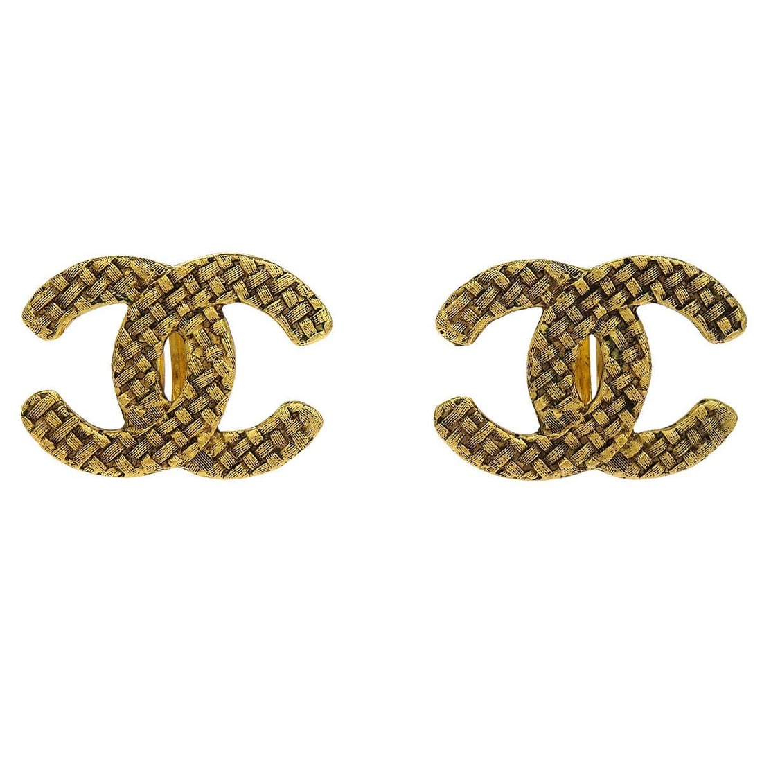 CHANEL CC Logo Clip On Earrings Gold Plated France: CHANEL CC Logo Clip On Earrings Gold Plated France Chanel clip-on earrings in the iconic CC logo design with a gold-plated finish. Made in France, this pair comes with its box. The exterior is noted a