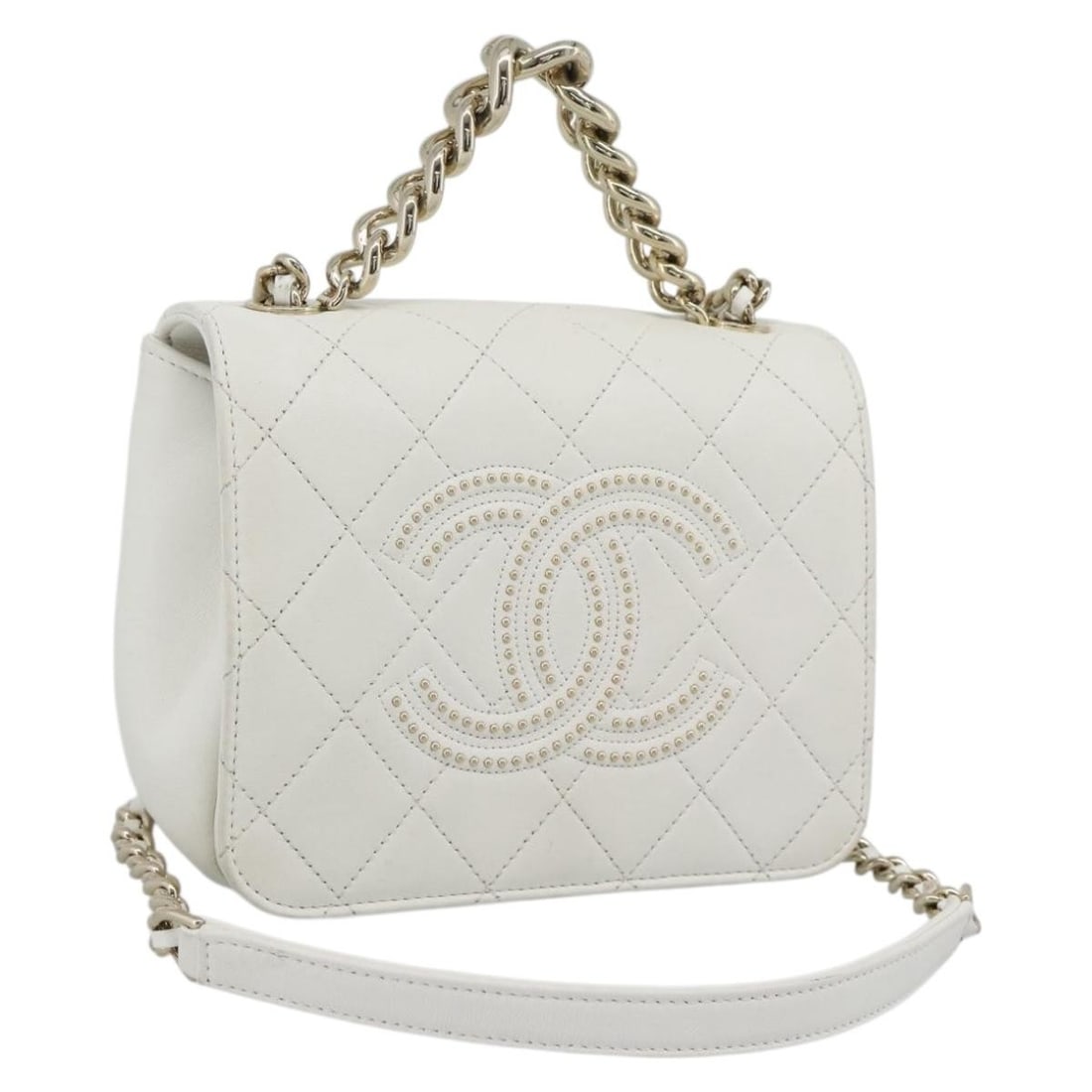 CHANEL Matelasse Lamb Skin 2way Shoulder Bag White Gold CC: CHANEL Matelasse Lamb Skin 2way Shoulder Bag White Gold CC CHANEL Matelasse chain shoulder bag in white lamb skin with gold-tone CC detailing. This 2-way women's bag is made in Italy and includes a gu