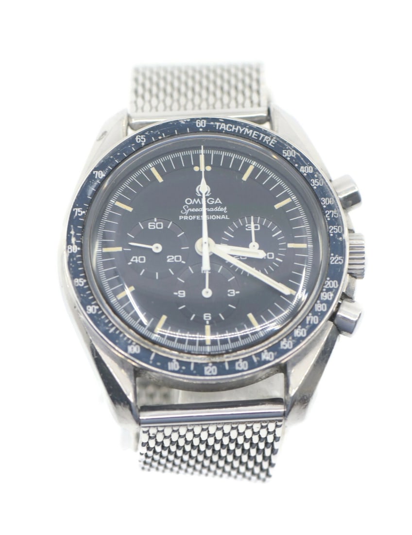 Omega Speedmaster Men Chronograph Watch Stainless Steel Ref 145.022-69ST: Omega Speedmaster Men Chronograph Watch Stainless Steel Ref 145.022-69ST Pre-owned Omega Speedmaster chronograph wristwatch with a stainless steel case and band, black dial, and Swiss-made constructio