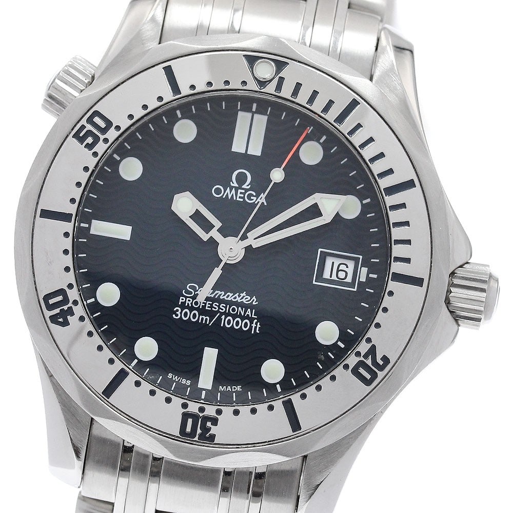 OMEGA Seamaster 300 Quartz Date Watch Ref 2562.80 Unisex: OMEGA Seamaster 300 Quartz Date Watch Ref 2562.80 Unisex OMEGA Seamaster 300 quartz wristwatch with date display. This unisex watch features a navy dial and stainless steel case and bracelet. Overall 