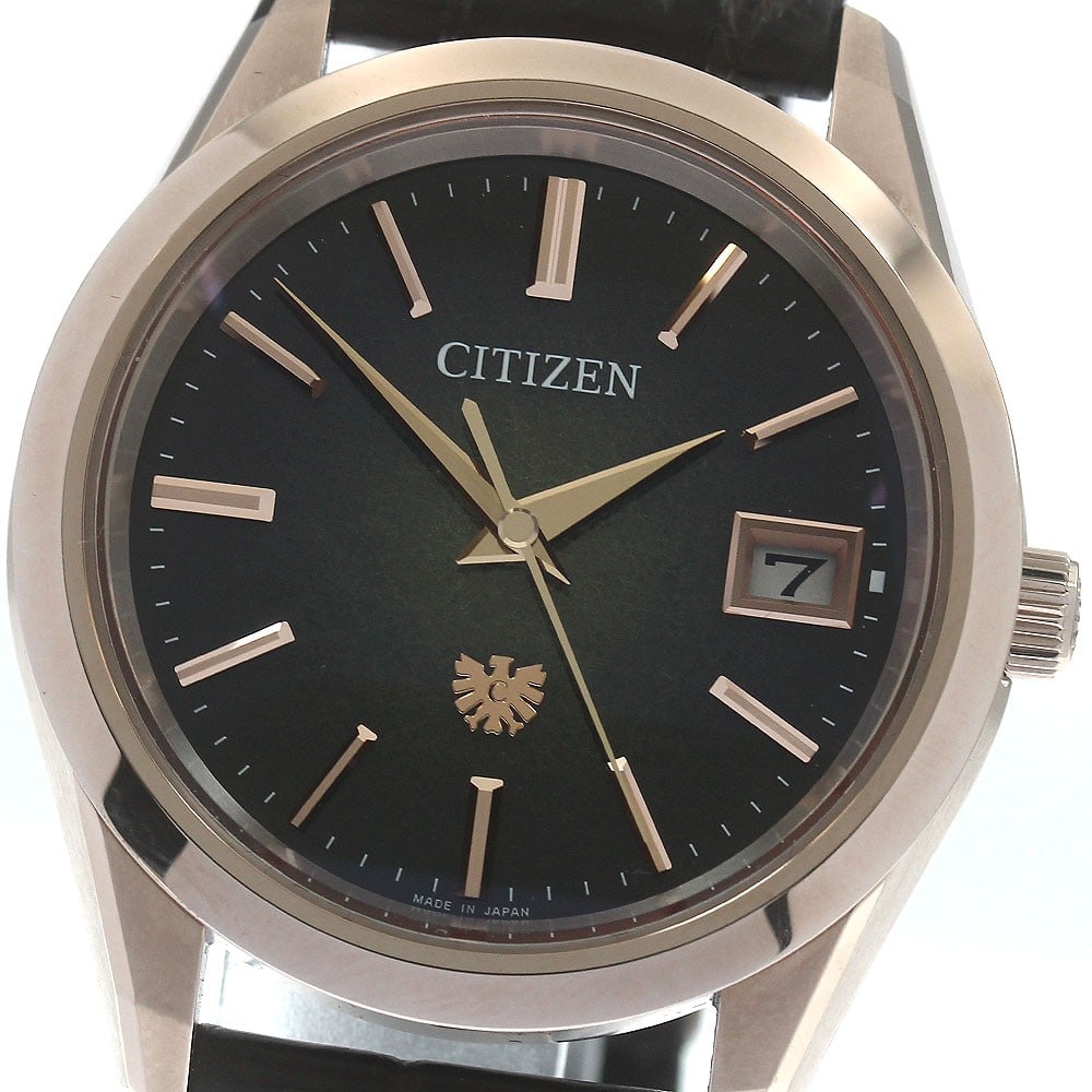 Citizen The Citizen AQ4106-00W Eco-Drive Solar Men's Titanium Watch (1 of 7)