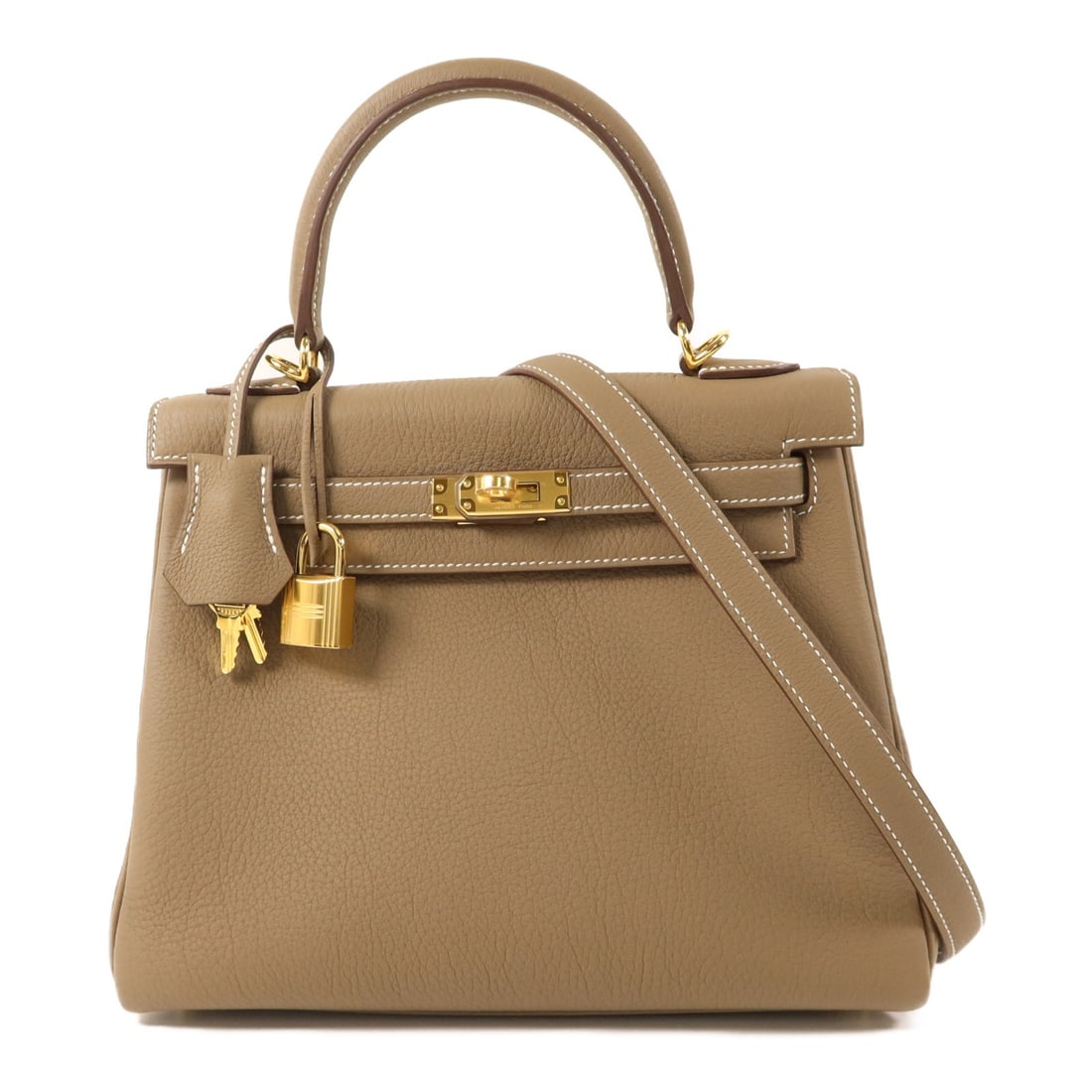 Hermes Kelly 25 Etoupe Togo Leather 2 Way Shoulder Bag GHW: Hermes Kelly 25 Etoupe Togo Leather 2 Way Shoulder Bag GHW Hermes Kelly 25 2-way shoulder bag in Etoupe Togo leather with gray tone detailing. This women's bag features a turn-lock closure, a structur
