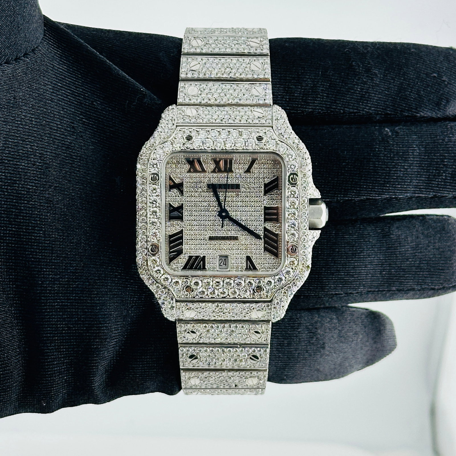 Cartier Santos Large mens diamond watch ref 4072 with 2020 papers: Cartier Santos Large mens diamond watch ref 4072 with 2020 papers This Cartier Santos Large features a diamond Roman dial, a diamond-set bezel, and a diamond bracelet. The watch is from the Santos Lar