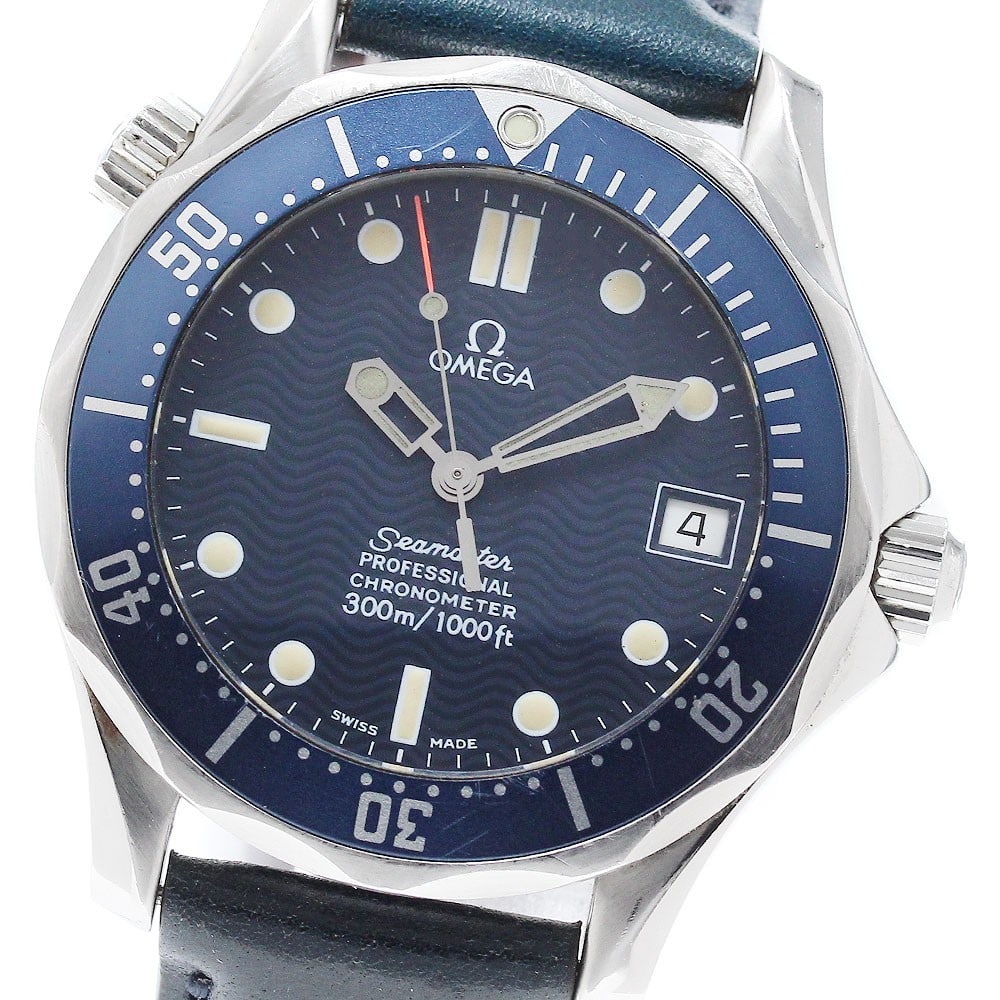 OMEGA Seamaster Diver 300M 2551.80 Automatic Date Watch: OMEGA Seamaster Diver 300M 2551.80 Automatic Date Watch OMEGA Seamaster Diver 300M automatic wristwatch with date display. This unisex model features a stainless steel case, navy dial, and leather aft