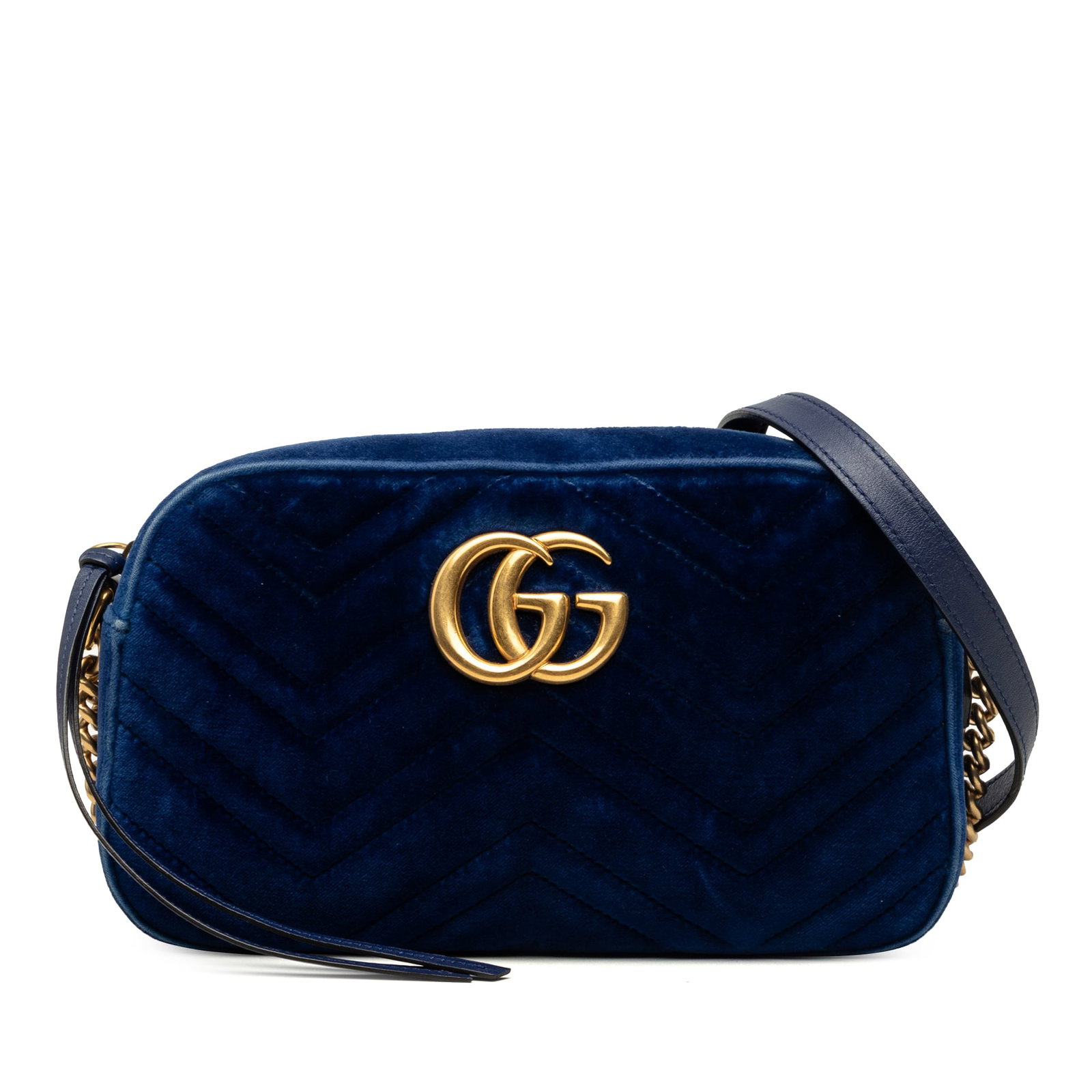 Gucci GG Marmont small blue velvet crossbody bag: Gucci GG Marmont small blue velvet crossbody bag Small GG Marmont Matelasse crossbody bag in blue quilted velvet with a chain link strap and leather guard, top zip closure, and an interior slip pocket