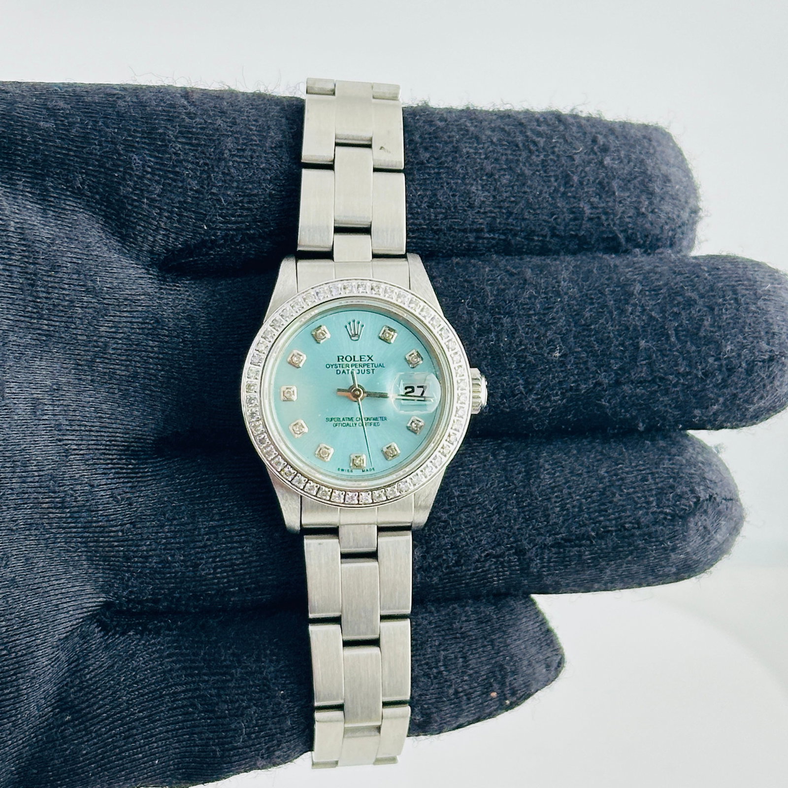 Rolex Datejust 69160 Ladies Watch with aftermarket Ice Blue Diamond Dial: Rolex Datejust 69160 Ladies Watch with aftermarket Ice Blue Diamond Dial Rolex Datejust ladies wristwatch with reference 69160, featuring an Aftermarket ice blue diamond dial, pave diamond bezel, and 