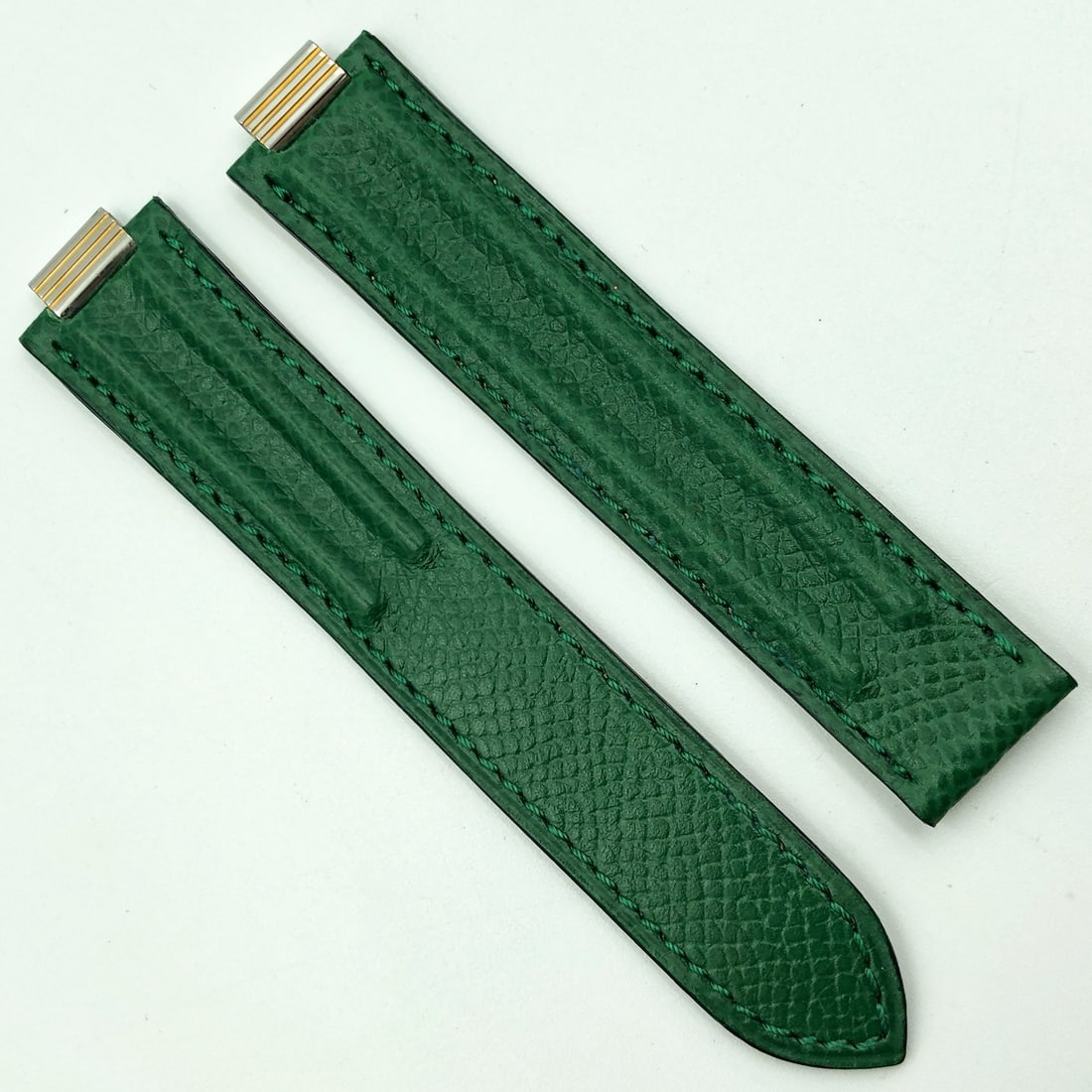 Cartier 18mm Green Lizard Leather Deployant Clasp Strap: Cartier 18mm Green Lizard Leather Deployant Clasp Strap This authentic Cartier wristwatch band features a striking green lizard leather construction, designed specifically for a deployant clasp. With 