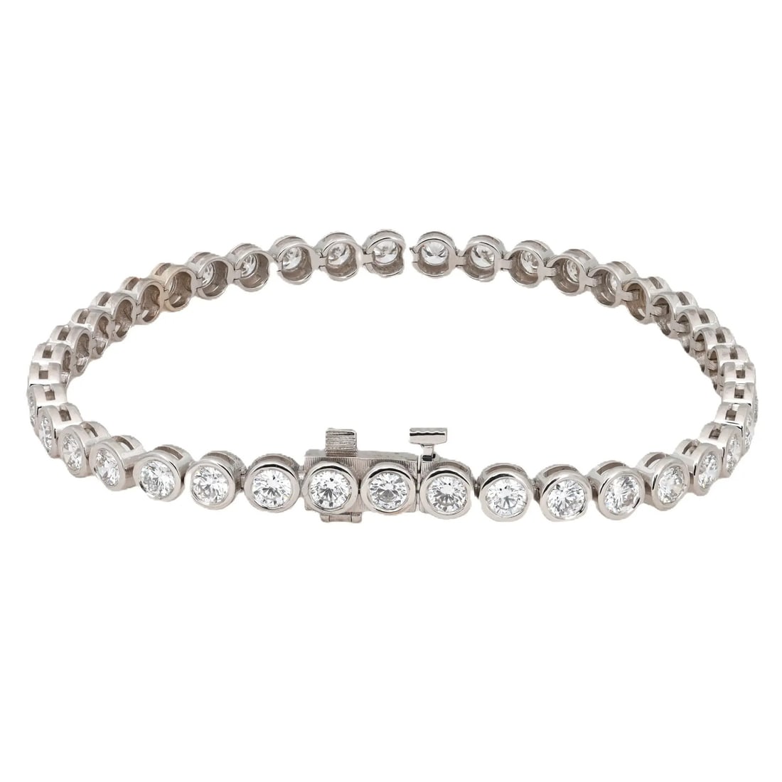 Rachel Koen 14K White Gold Tennis Bracelet 4.18 Cttw Lab Grown Diamonds: Rachel Koen 14K White Gold Tennis Bracelet 4.18 Cttw Lab Grown Diamonds Elegant pre-owned tennis bracelet crafted in 14k white gold and set with lab-grown round diamonds in a bezel setting. This unise