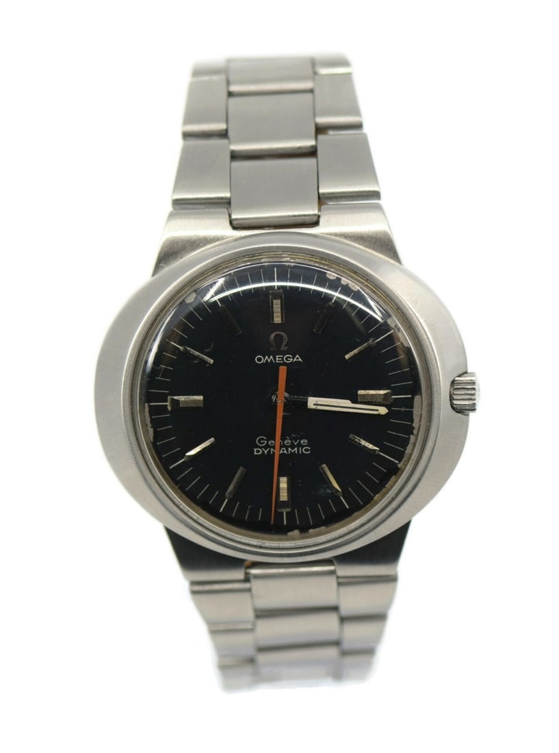 Authentic Omega Dynamic Stainless Steel Watch 41mm Black Dial: Authentic Omega Dynamic Stainless Steel Watch 41mm Black Dial Discover the Omega Dynamic Stainless Steel Watch, an exquisite timepiece designed for style and precision. This wristwatch features a robu
