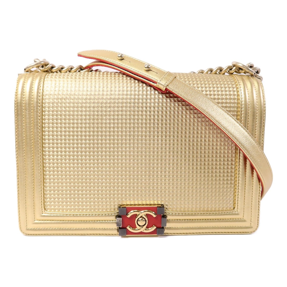 CHANEL Boy 30 Shoulder Bag Metallic Gold Calfskin Chain Strap: CHANEL Boy 30 Shoulder Bag Metallic Gold Calfskin Chain Strap CHANEL Boy 30 chain shoulder bag in metallic gold calfskin leather with CC hardware. This women's shoulder bag features a flap design, an 