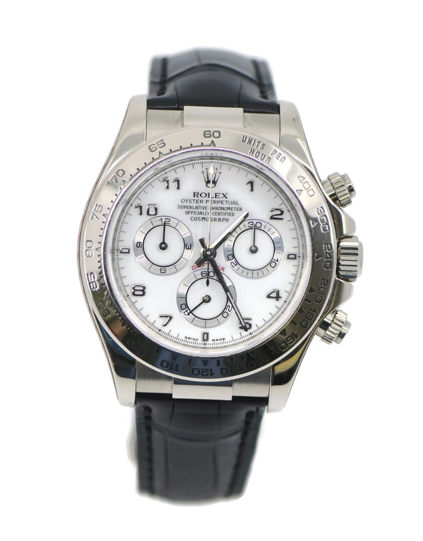 Rolex Daytona Ref 116519 40 mm white gold wristwatch with box papers: Rolex Daytona Ref 116519 40 mm white gold wristwatch with box papers Rolex Daytona reference 116519 in 18K white gold with a white dial and automatic mechanical movement. This pre-owned unisex wristwa