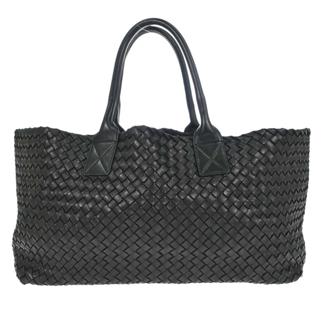 Bottega Veneta Intrecciato Cabat MM black lambskin tote with pouch: Bottega Veneta Intrecciato Cabat MM black lambskin tote with pouch Bottega Veneta Cabat MM tote in black lambskin leather with the signature Intrecciato woven design. This women's tote features double