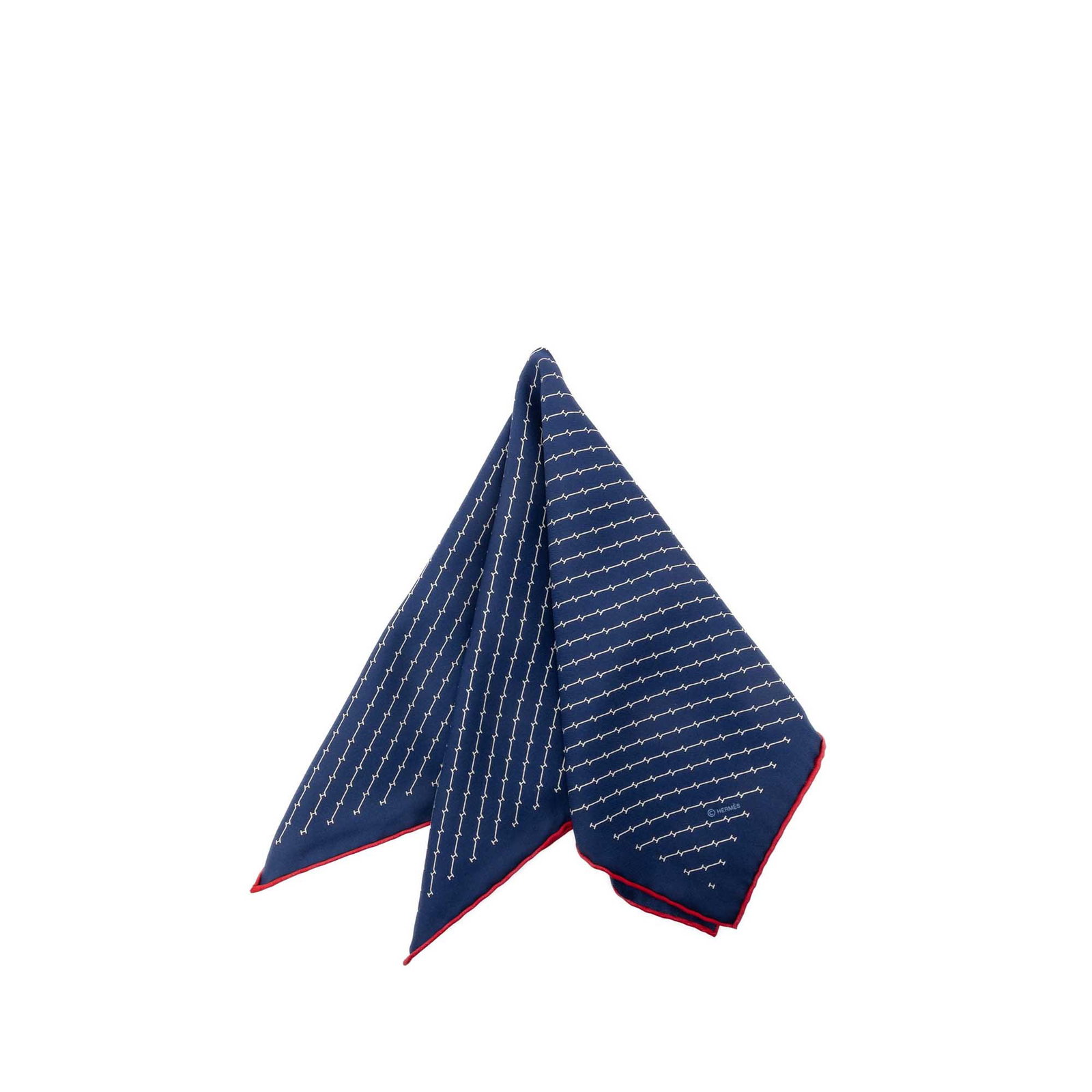 Hermes Geometric Silk Pocket Square Blue France: Hermes Geometric Silk Pocket Square Blue France Hermes pocket square handkerchief with a geometric print in silk. Made in France, this accessory comes in blue and includes the box. Specifications Bran