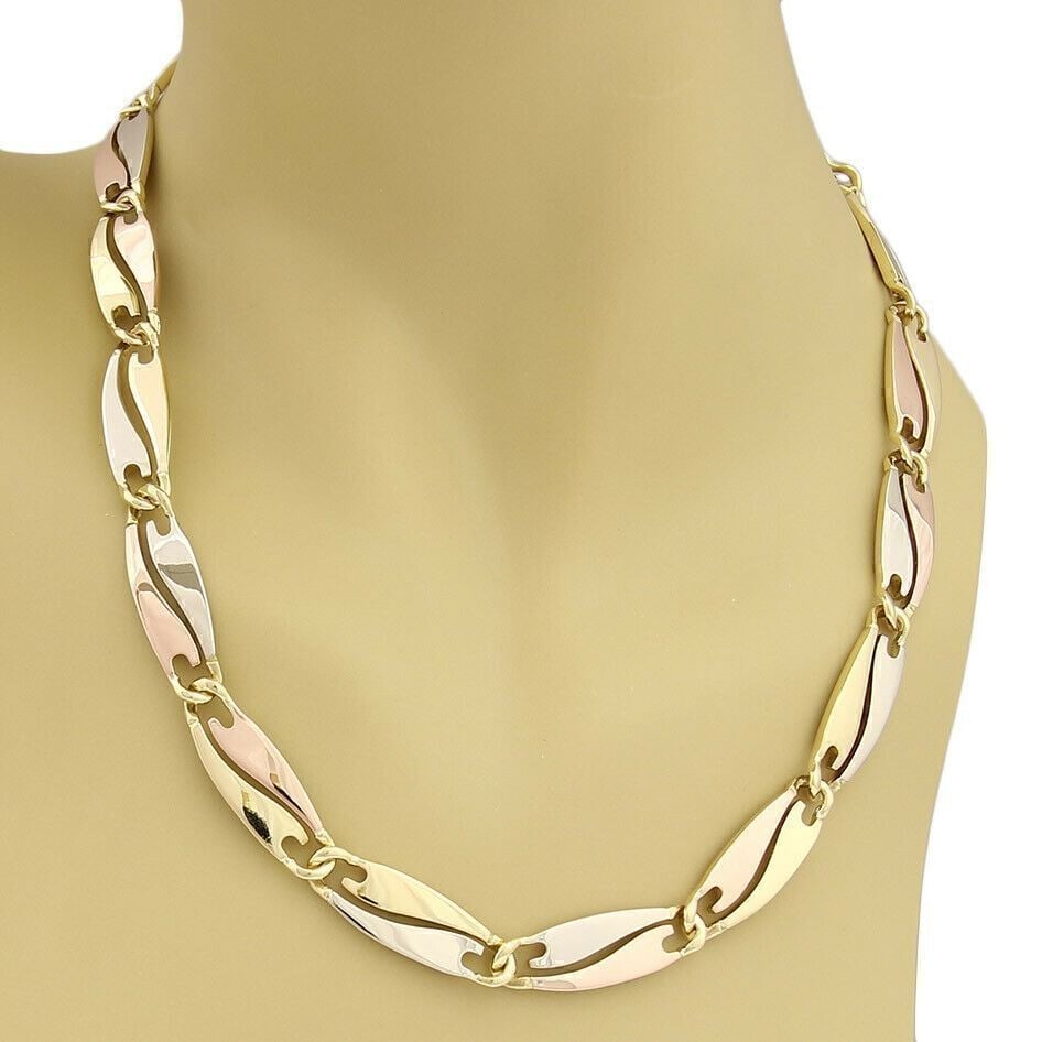 Quadri Gioielli 18k Tri Color Gold Collar Necklace Curved Links 19": Quadri Gioielli 18k Tri Color Gold Collar Necklace Curved Links 19" Vintage curved link collar necklace by Quadri Gioielli, crafted in 18k yellow, rose, and white gold. The design features elongated c