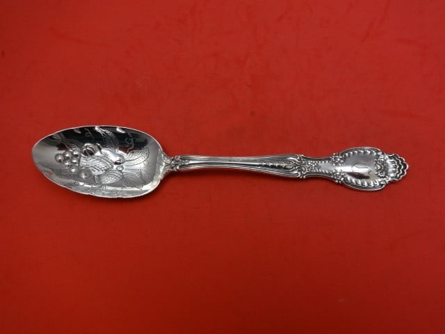 Tiffany & Co Richelieu Sterling Silver Serving Spoon Fruit Embossed 8 1/2": Tiffany & Co Richelieu Sterling Silver Serving Spoon Fruit Embossed 8 1/2" Sterling silver berry spoon in the Richelieu pattern by Tiffany & Co., featuring an embossed fruit motif. This pre-owned serv